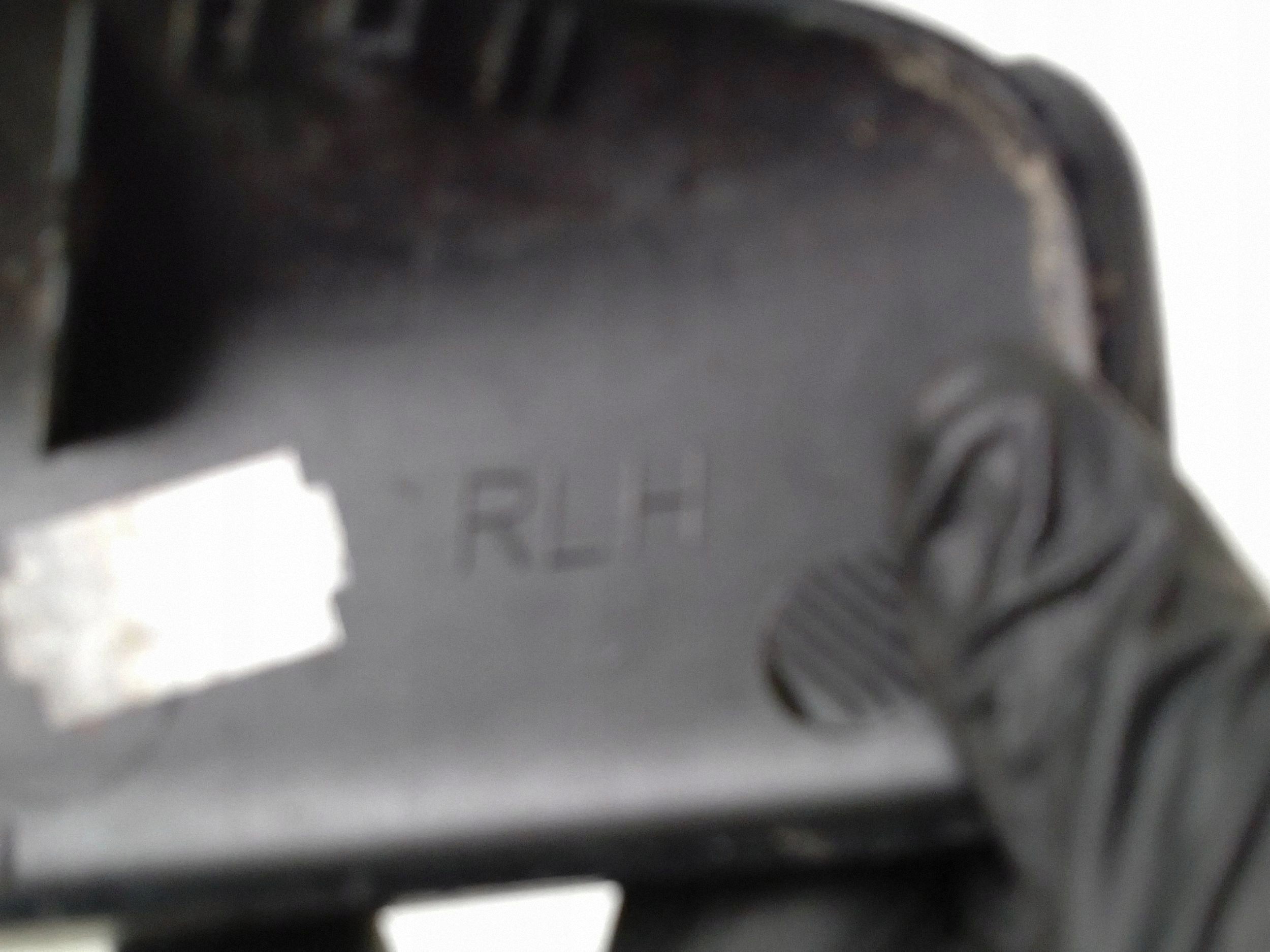 Toyota Avensis T25 Relingabdeckung links hinten Kombi 03-08 image 8
