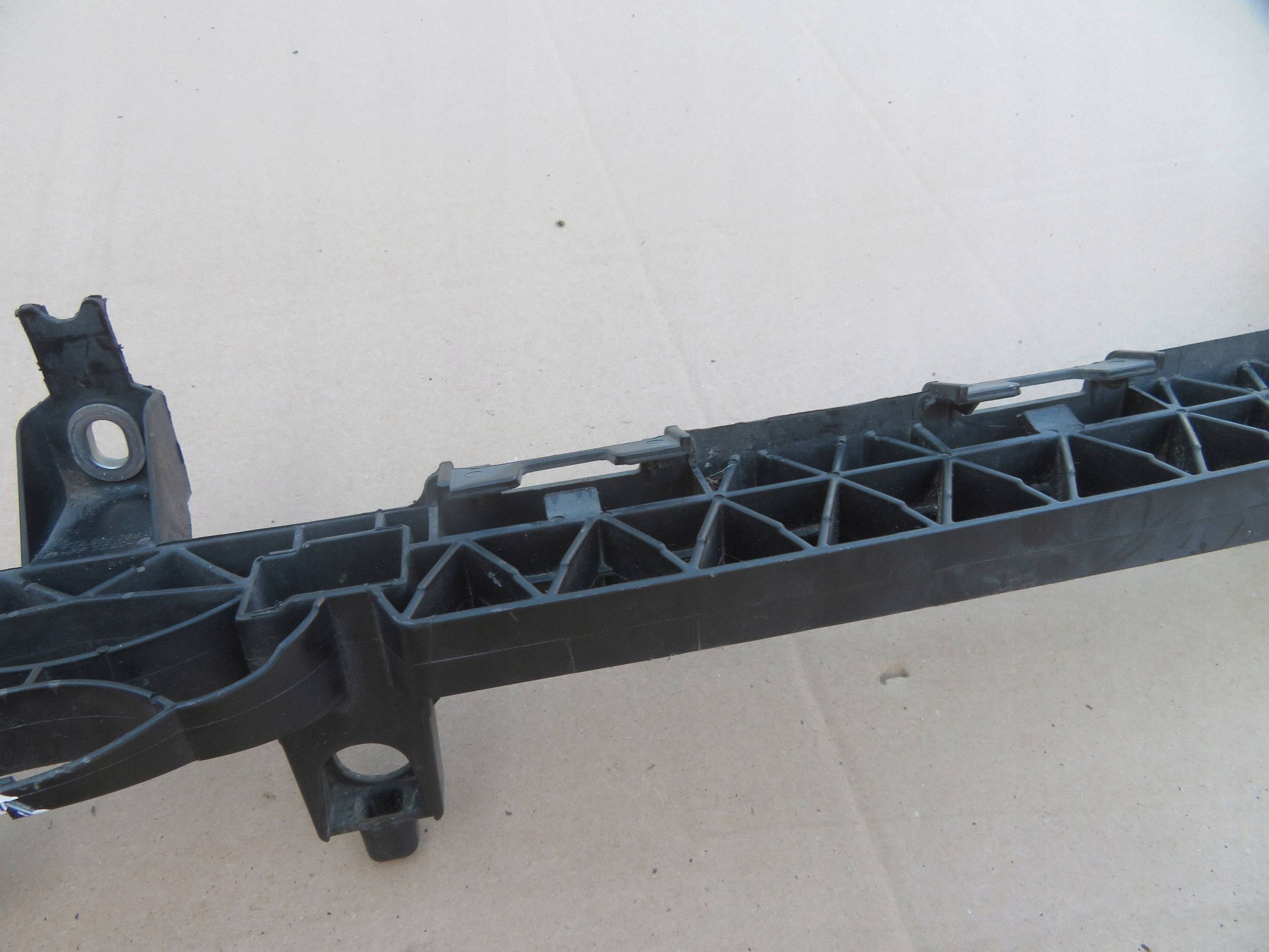 Reforço do Para-choque Dianteiro VW Touran III 2014 image 3