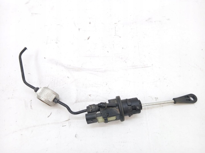 Kytkimen pumppu Audi A4 B8 8K1721401B