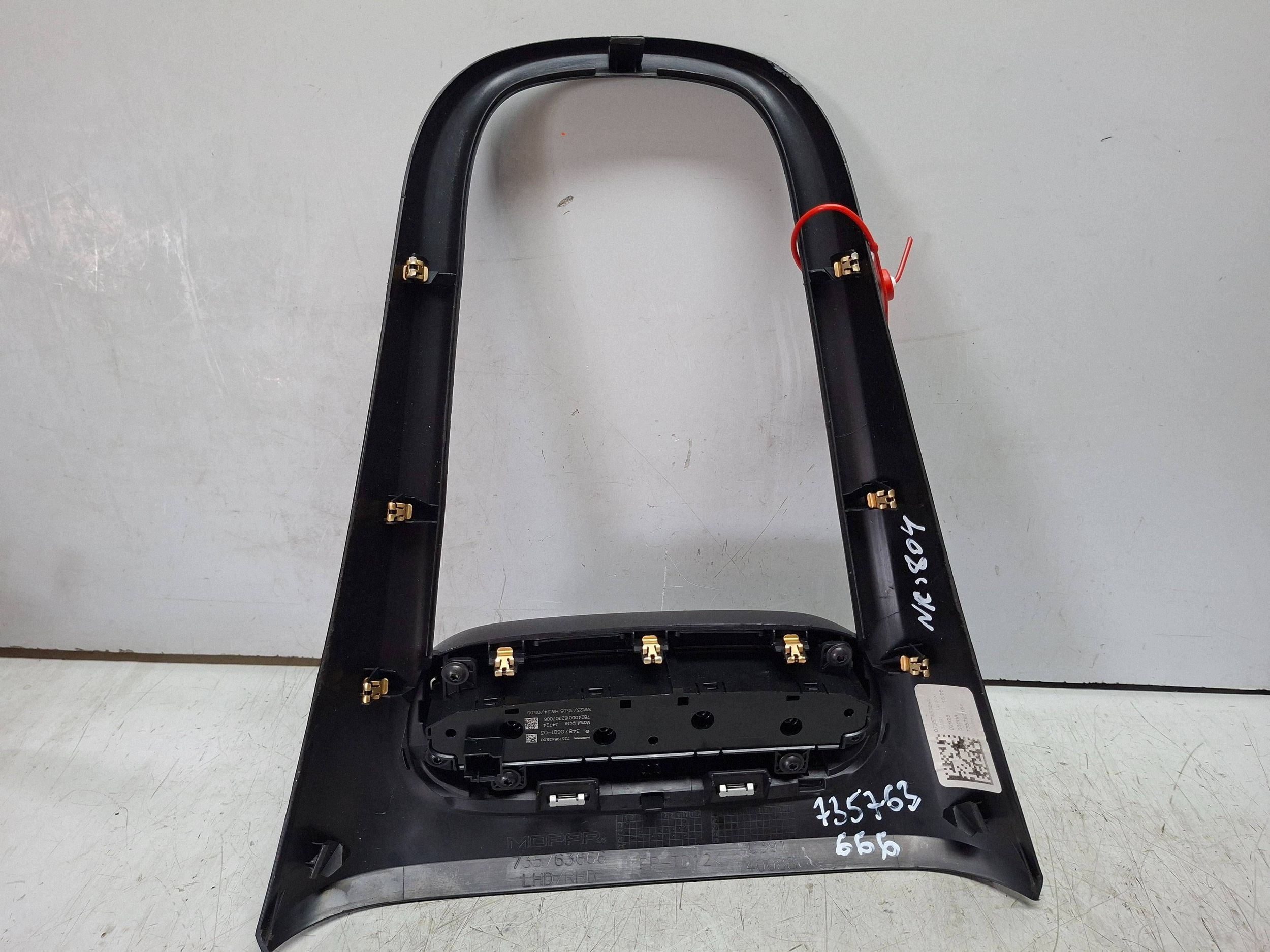 Cubierta panel control 735763666 Fiat 600e 2023- image 3