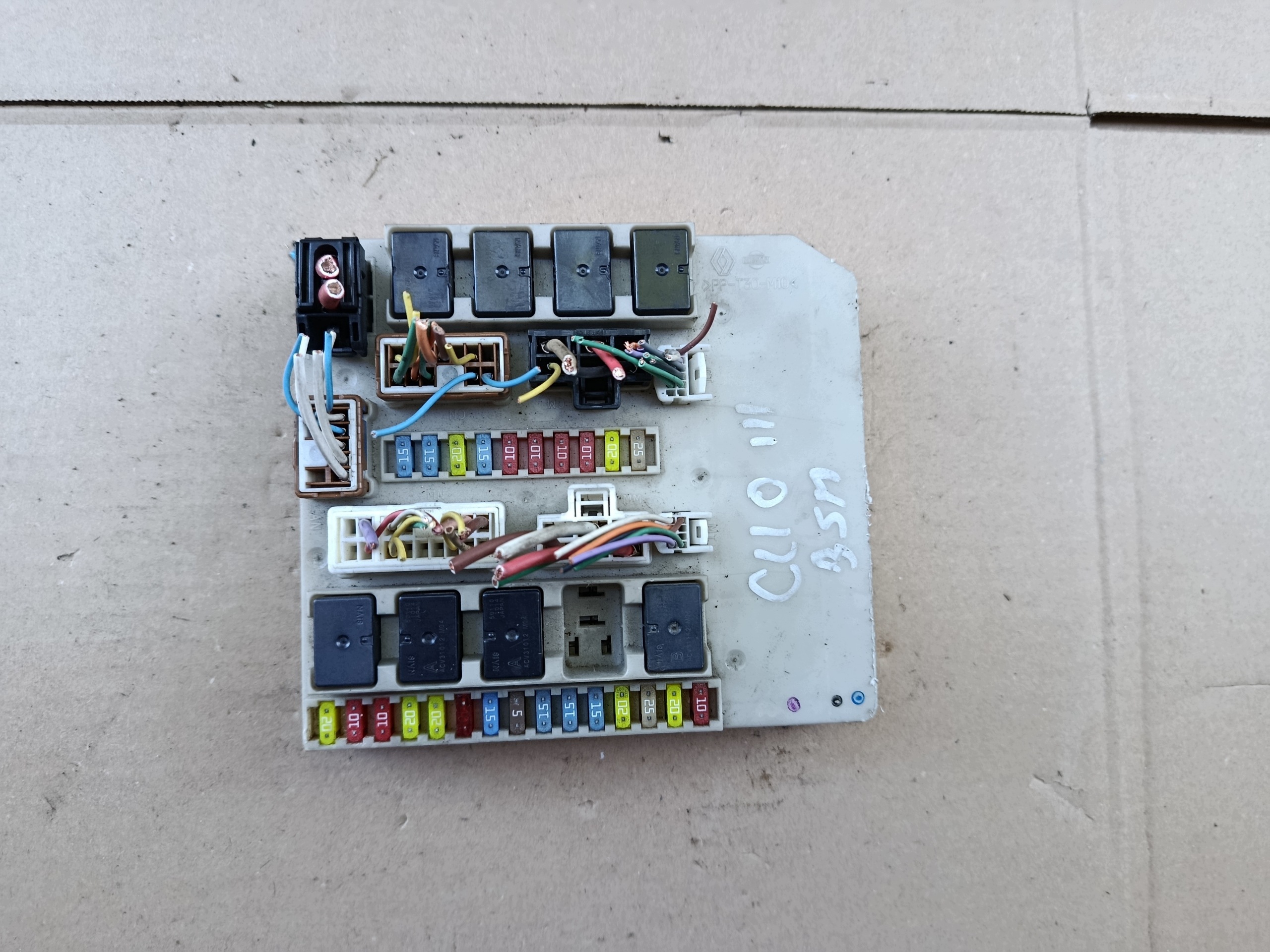 Module BSI UCH Renault Clio III Modus 356231D image 2