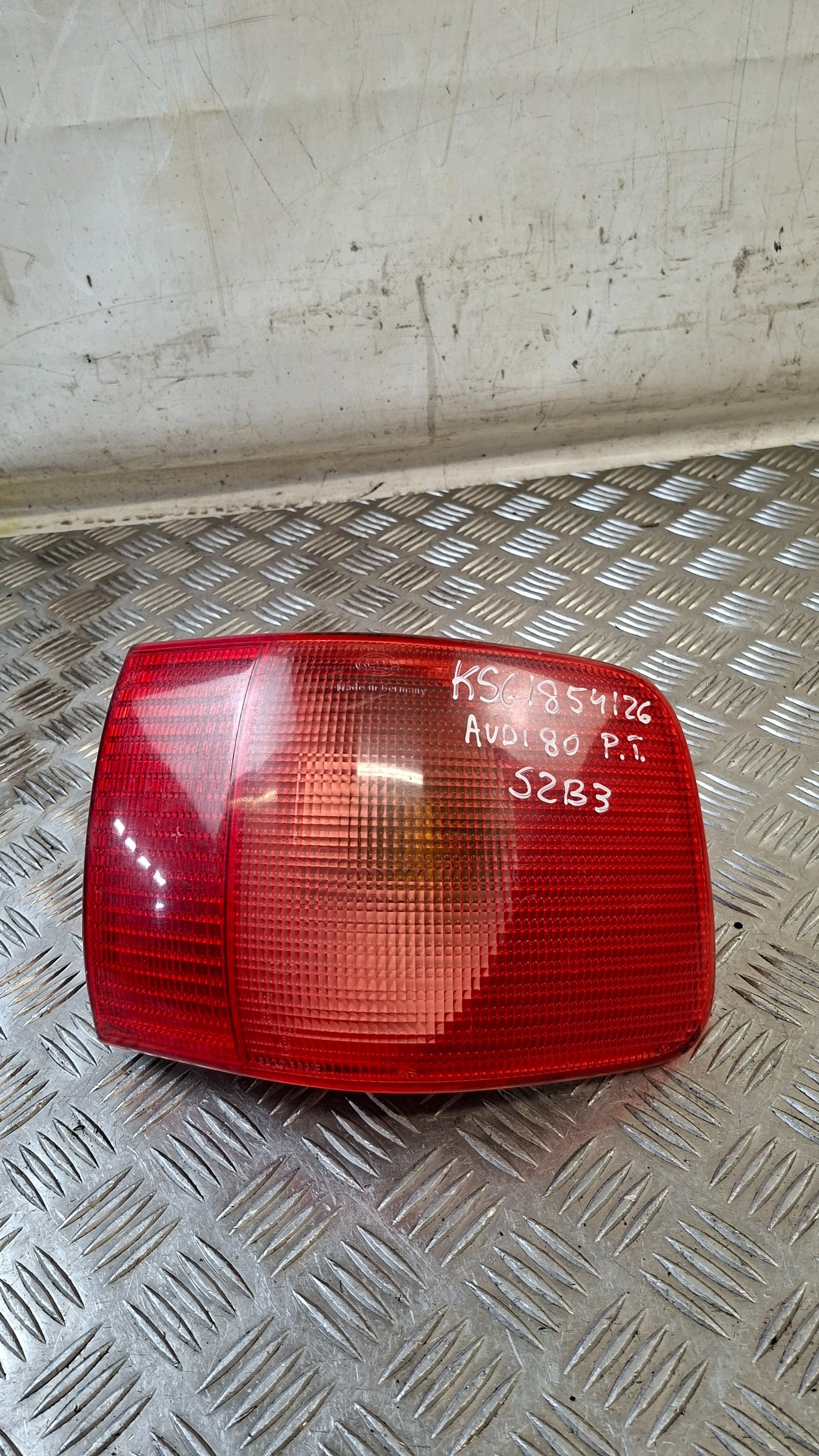 LAMPE ARRIÈRE DROITE AUDI 80 B4 OEM LAMPAPT80B4 image 2