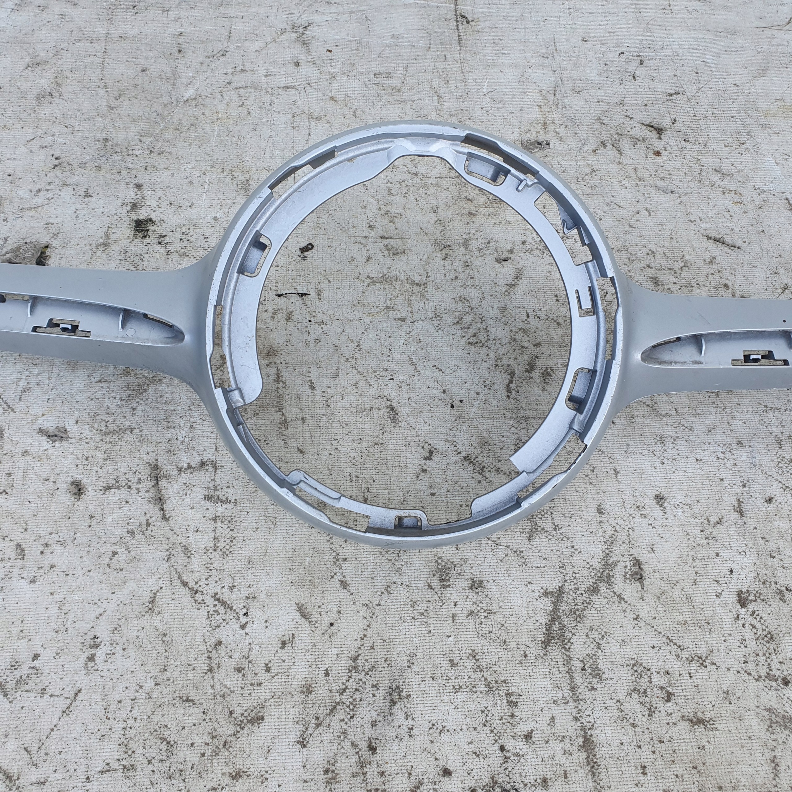 Calandre Mercedes-Benz OE A2058881100 image 3