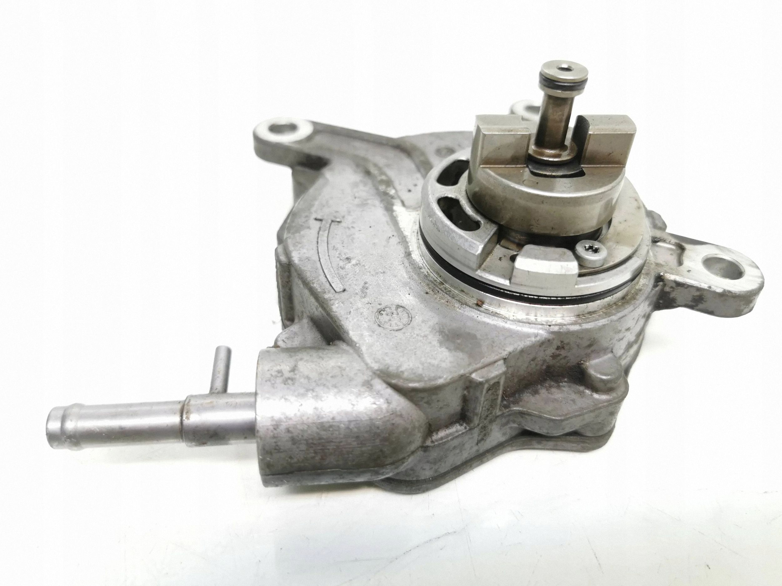 2006 Toyota RAV4 XA30 Vacuum Pump 24100885