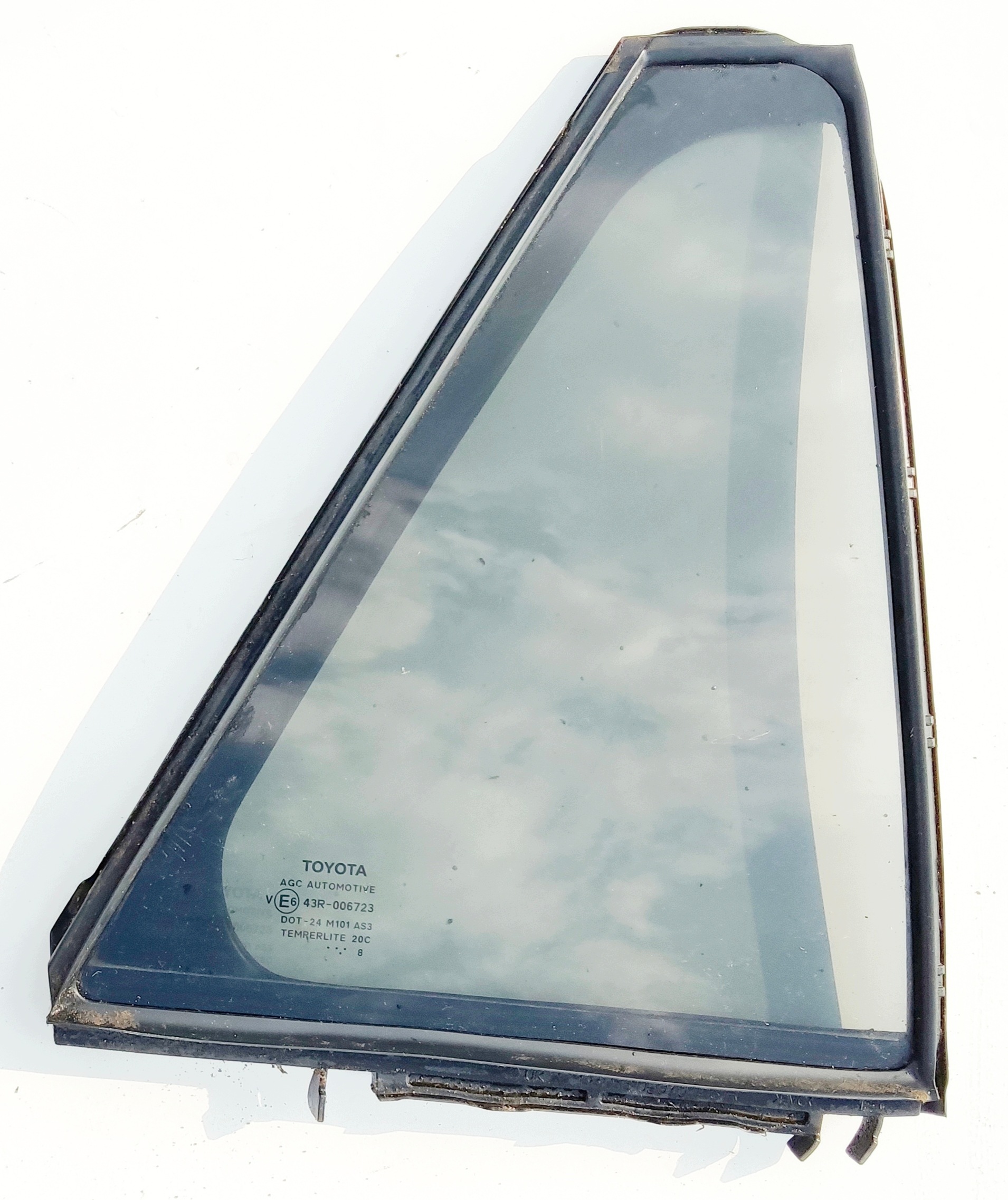 Ventana trasera derecha Toyota Avensis T27 T29 2018