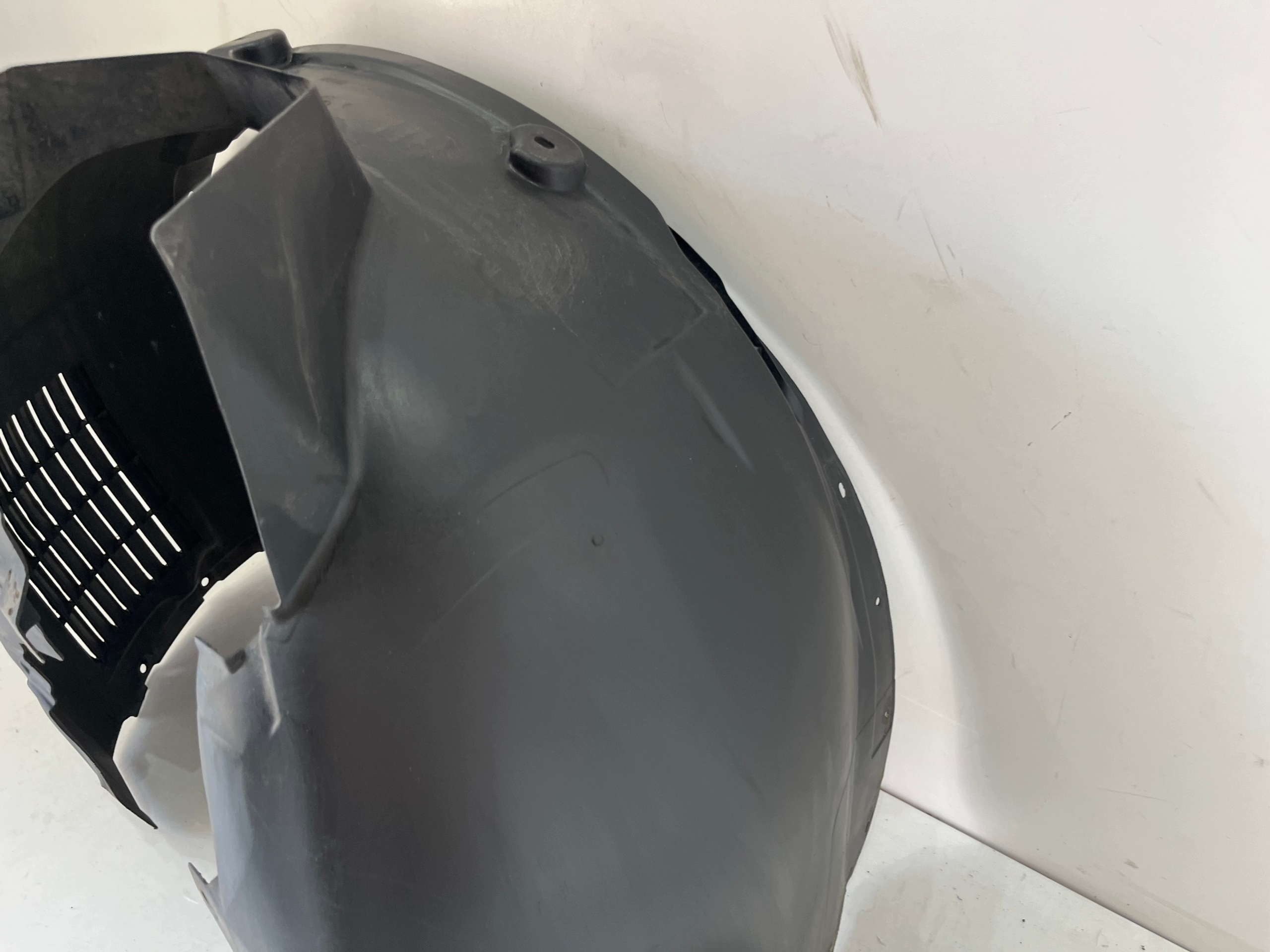 Volvo V60 III S60 III Passage de roue avant droit 31694099 image 5