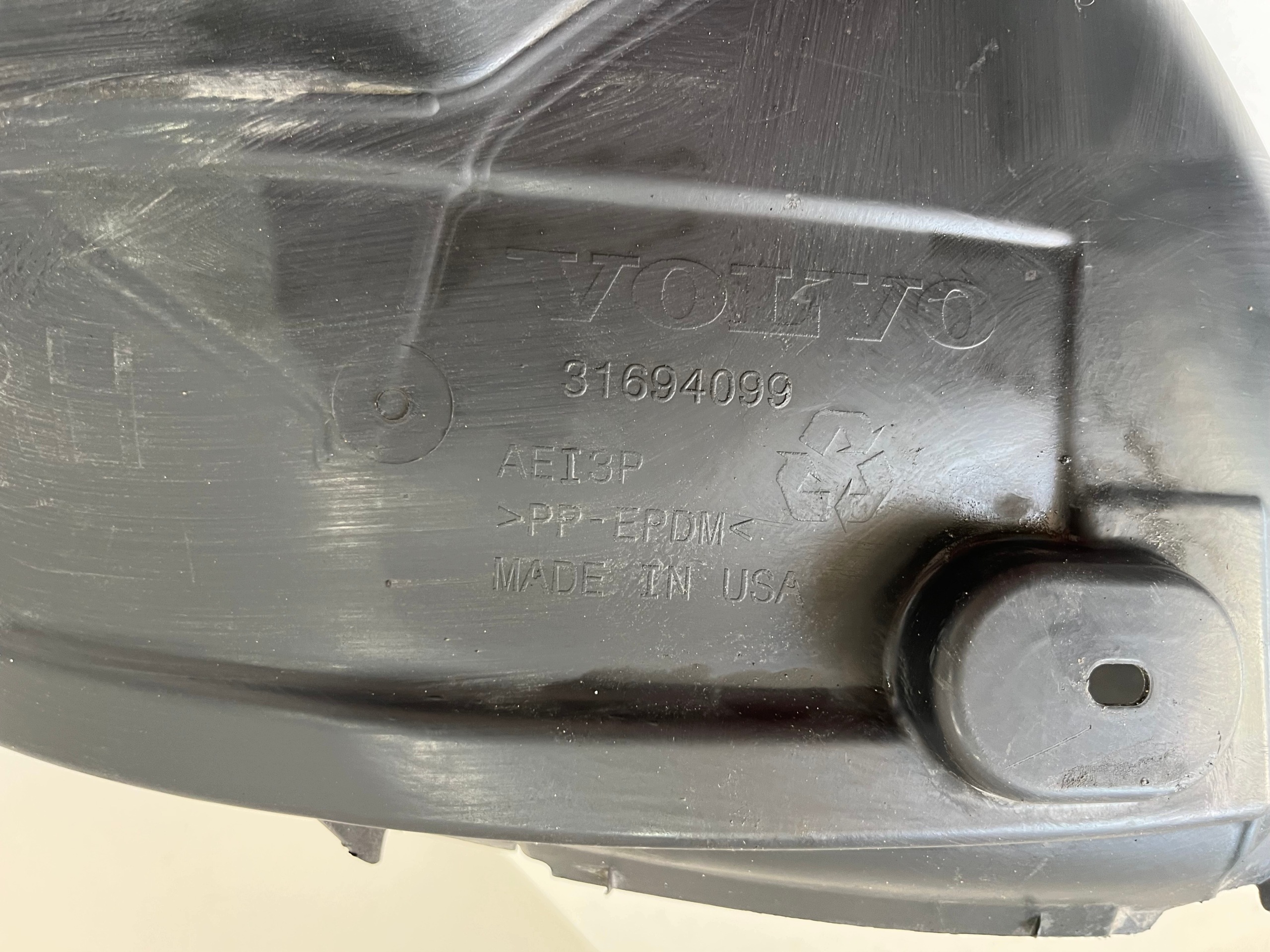 Volvo V60 III S60 III Passage de roue avant droit 31694099 image 7