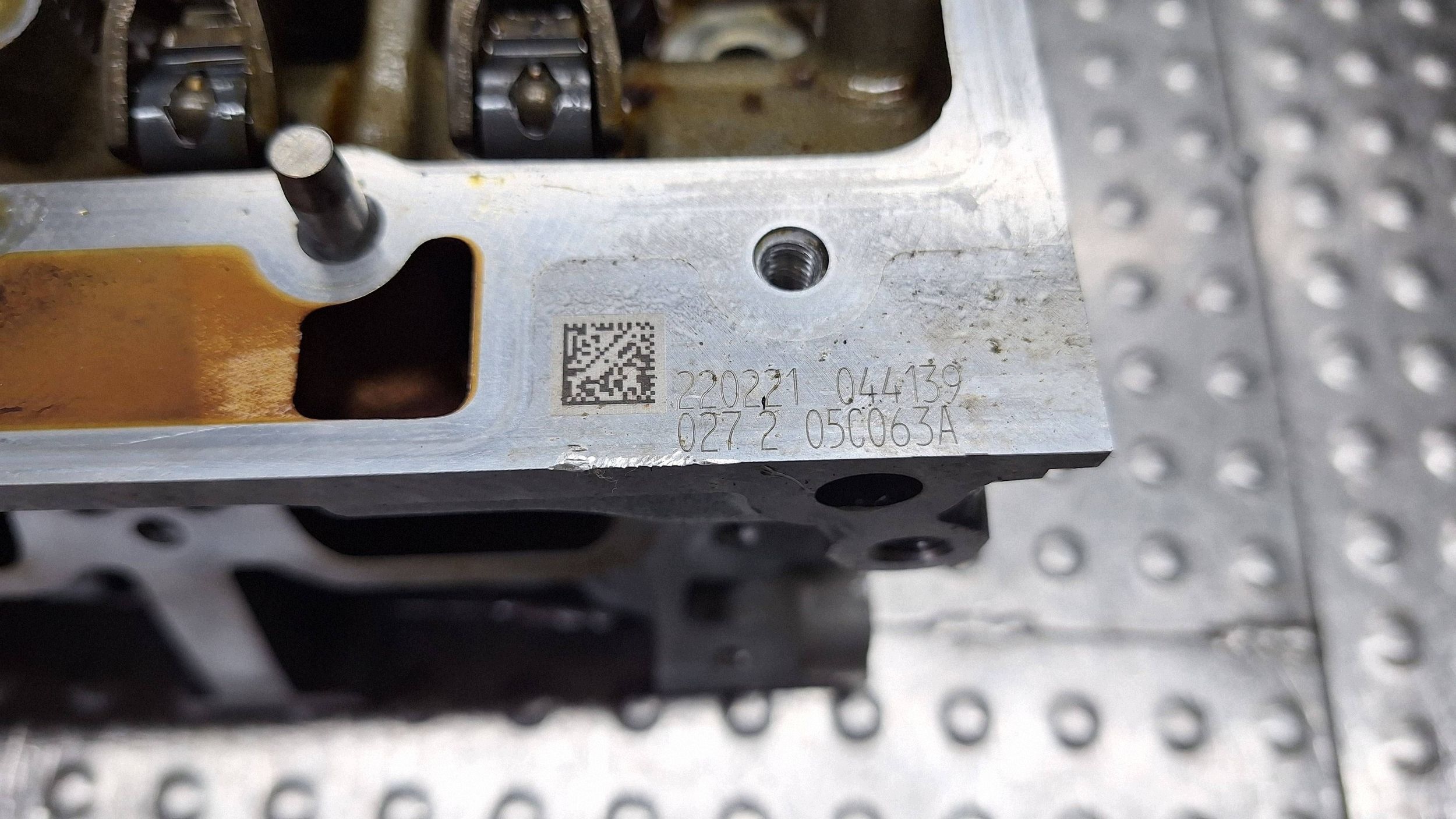 Culasse complète VW 1.0 TSI OEM S27720335 image 9