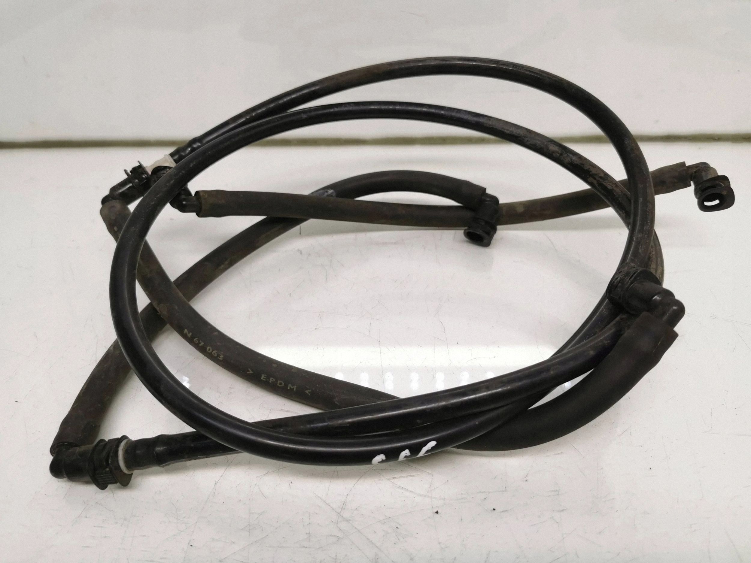 BMW 5 E60 E61 Pesurin suutin FRC98258 image 2