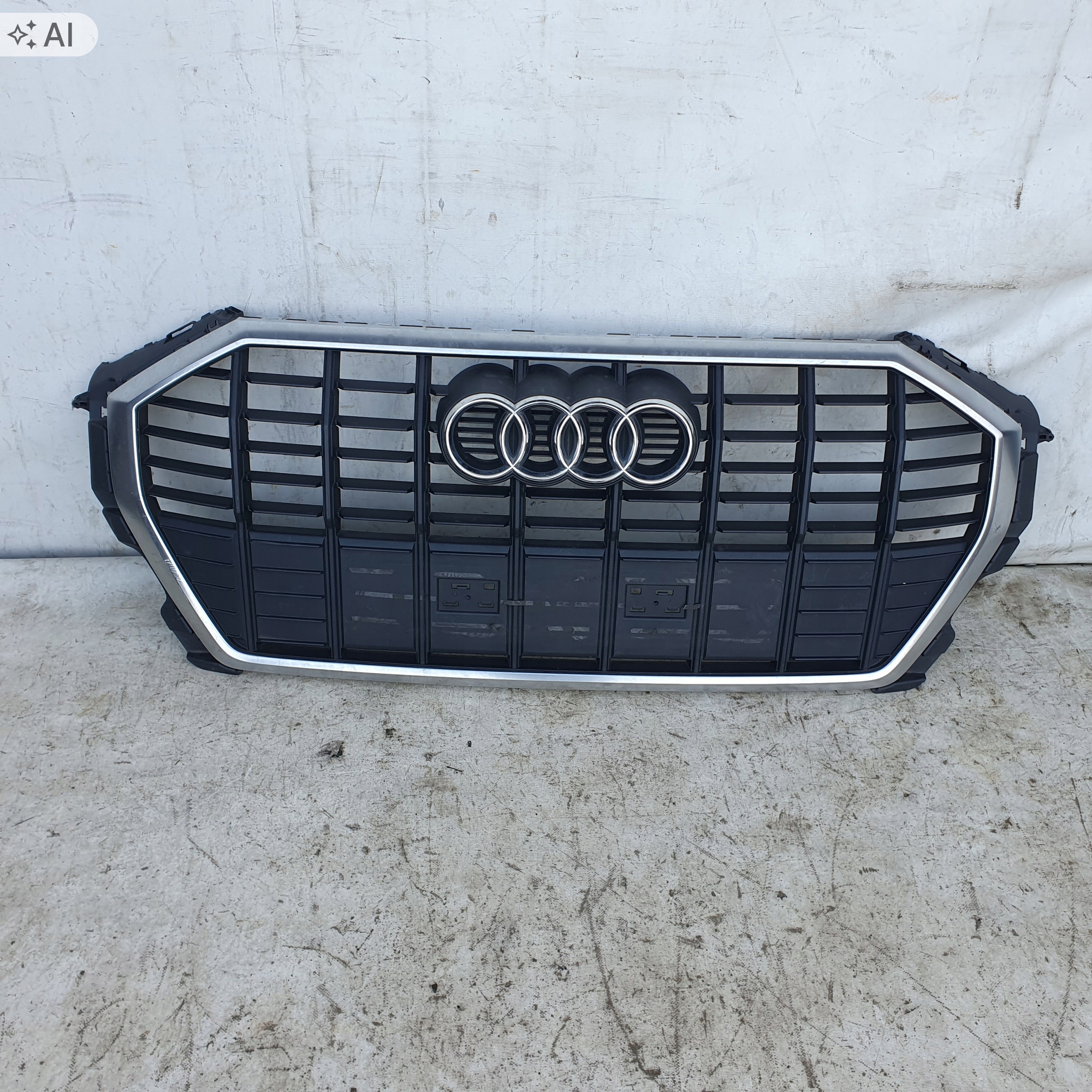 Grille de calandre Audi Q3 II 83A853651 image 2