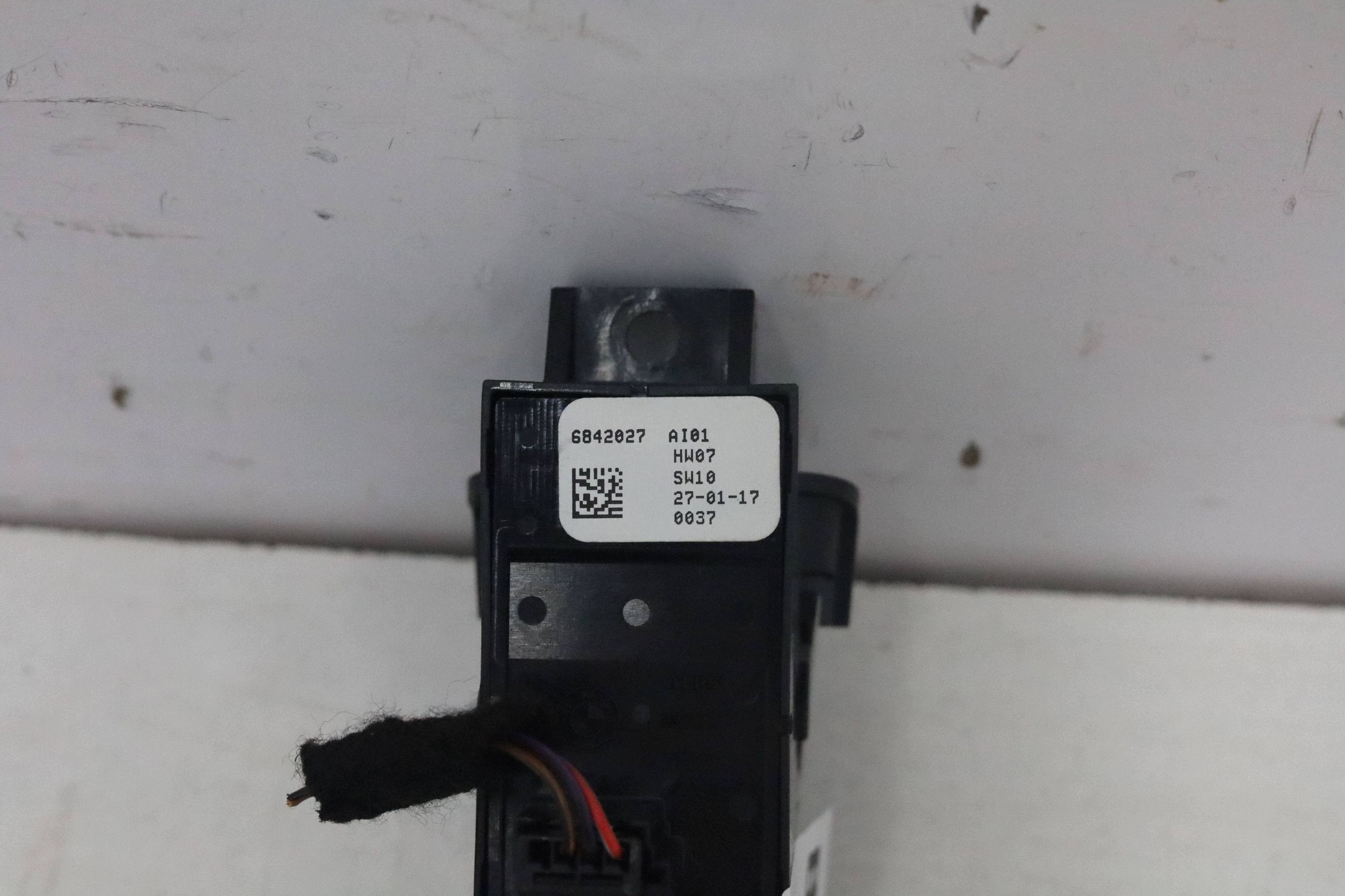 Interruptor Botão Auto Hold BMW X3 G01 G30 G31 M5 F90 image 3