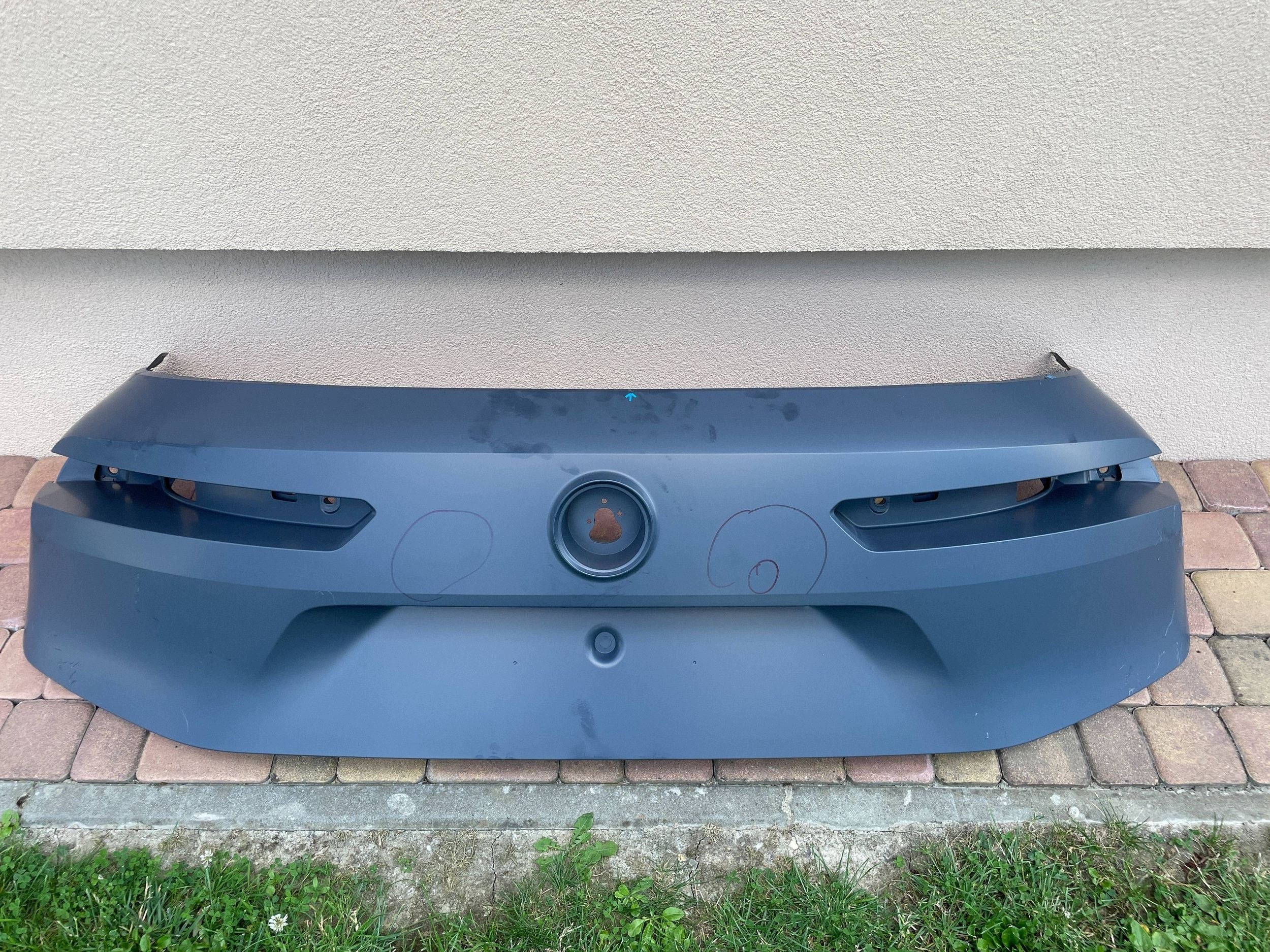 BMW IX 20 Cache Coffre Arrière OEM 9854907 image 2