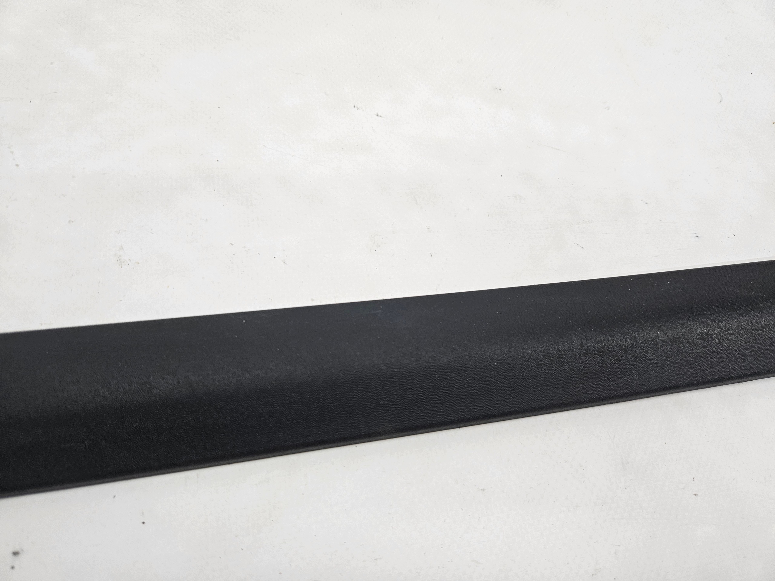 Toyota Corolla Verso ovenlista eteen oikea image 3