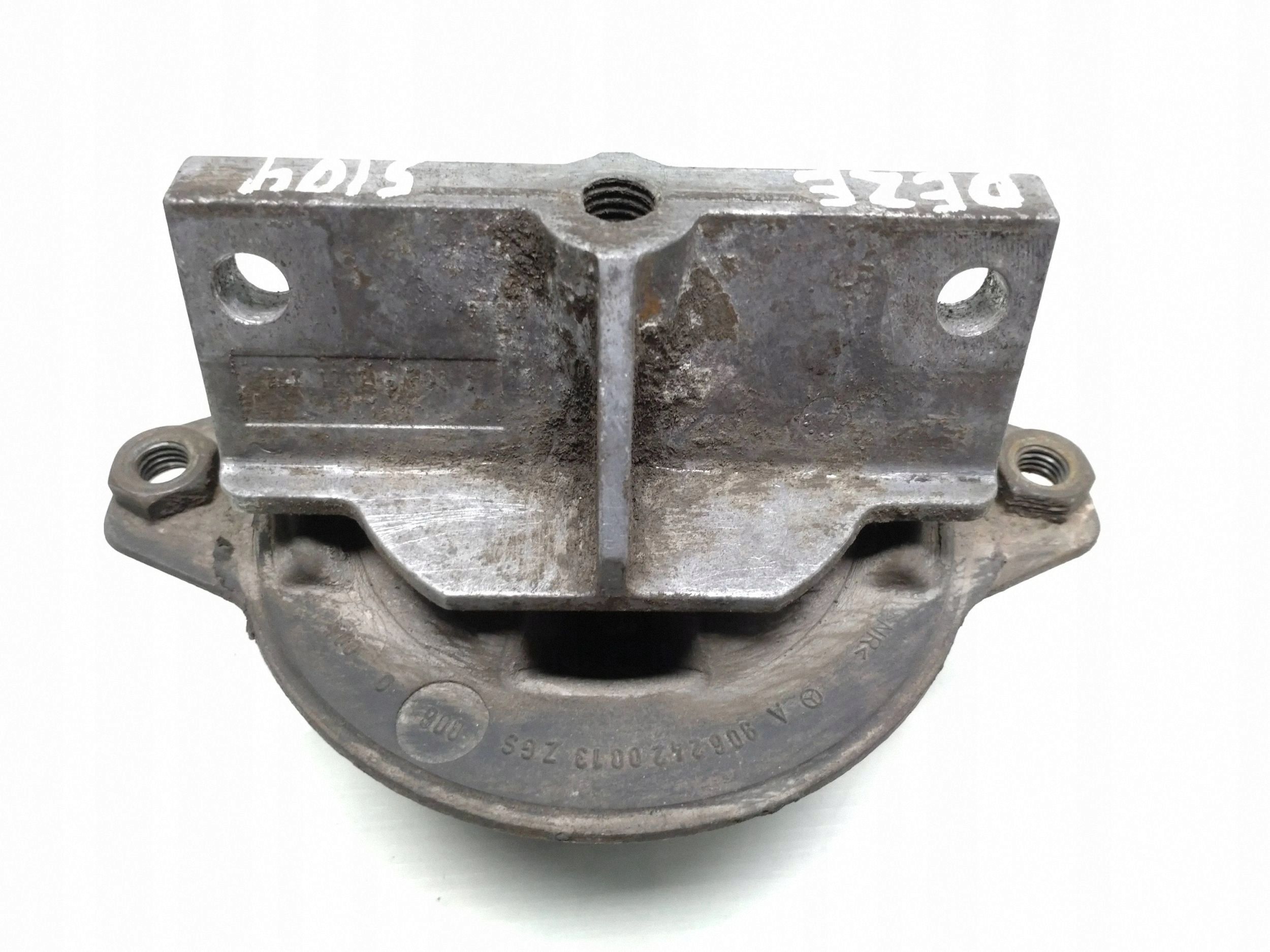 2007 Volkswagen Crafter Gearbox Mount A9062420013 image 2
