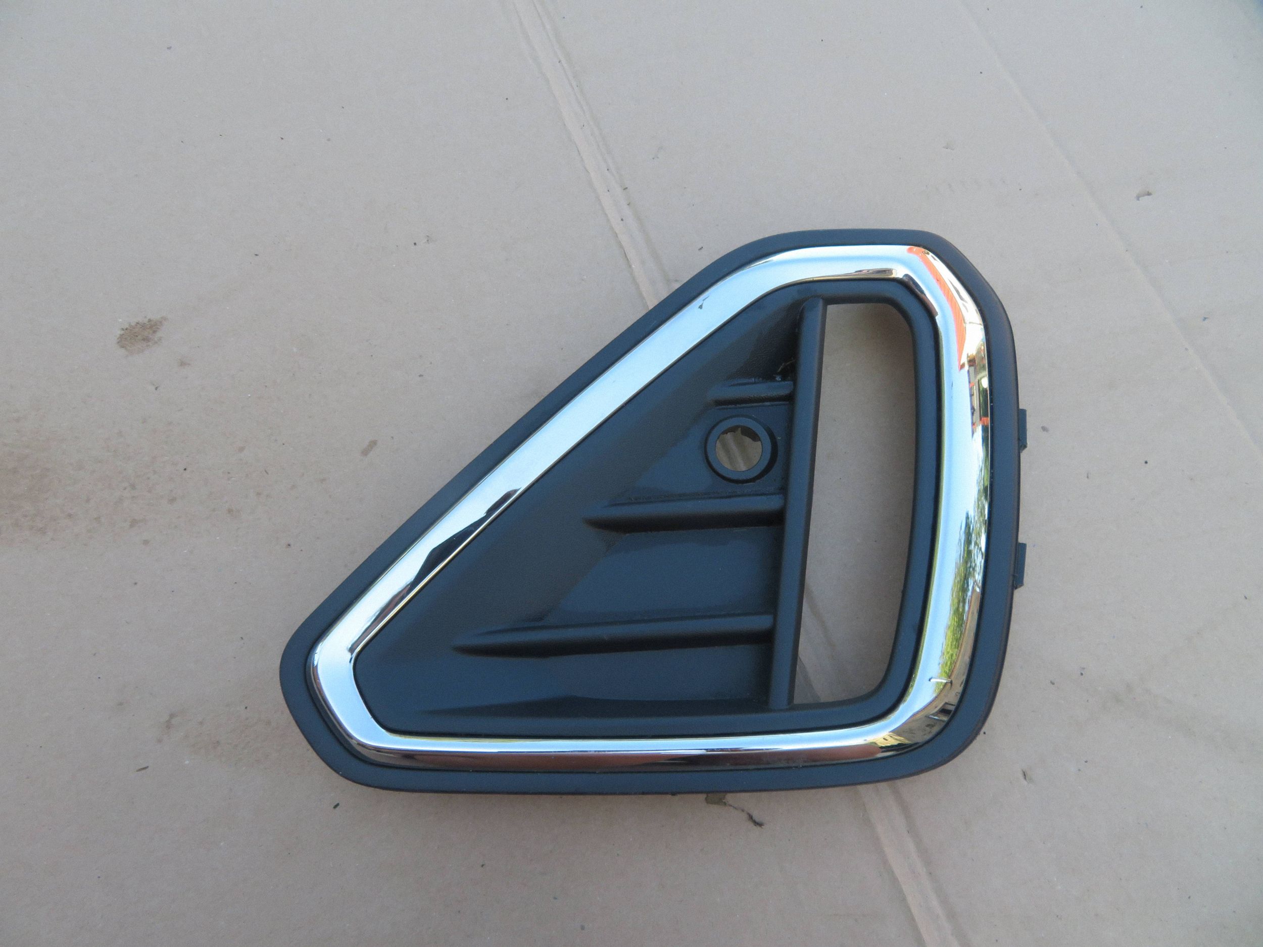 VW T-Cross T-Cross Lift 2GM807796A-REMO etusäleikkö image 2