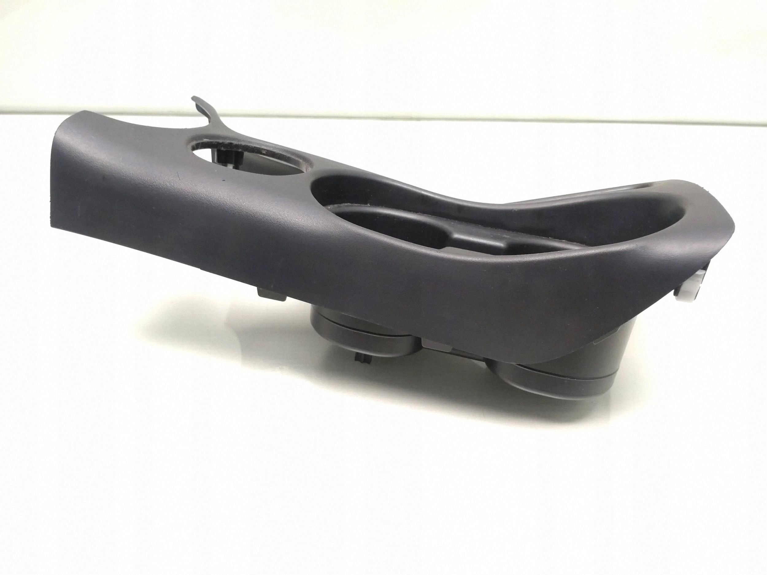 Mitsubishi Outlander 2011 bekerhouder middenconsole 8011a078 image 4