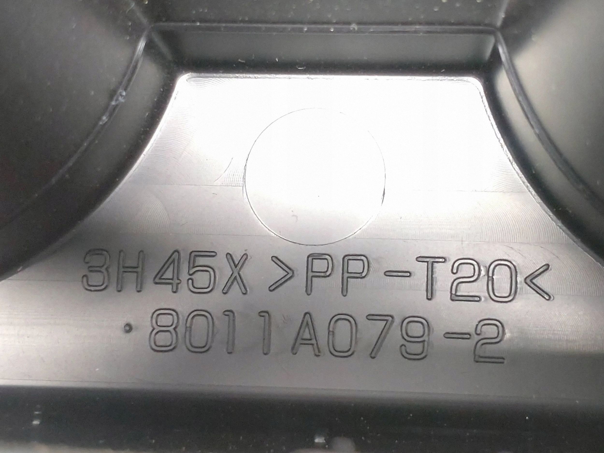 Mitsubishi Outlander 2011 bekerhouder middenconsole 8011a078 image 7