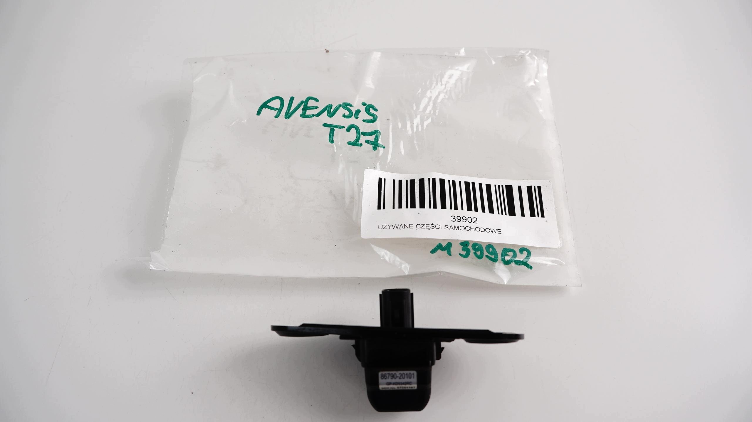 Cámara de marcha atrás Toyota Avensis T27 09-11R