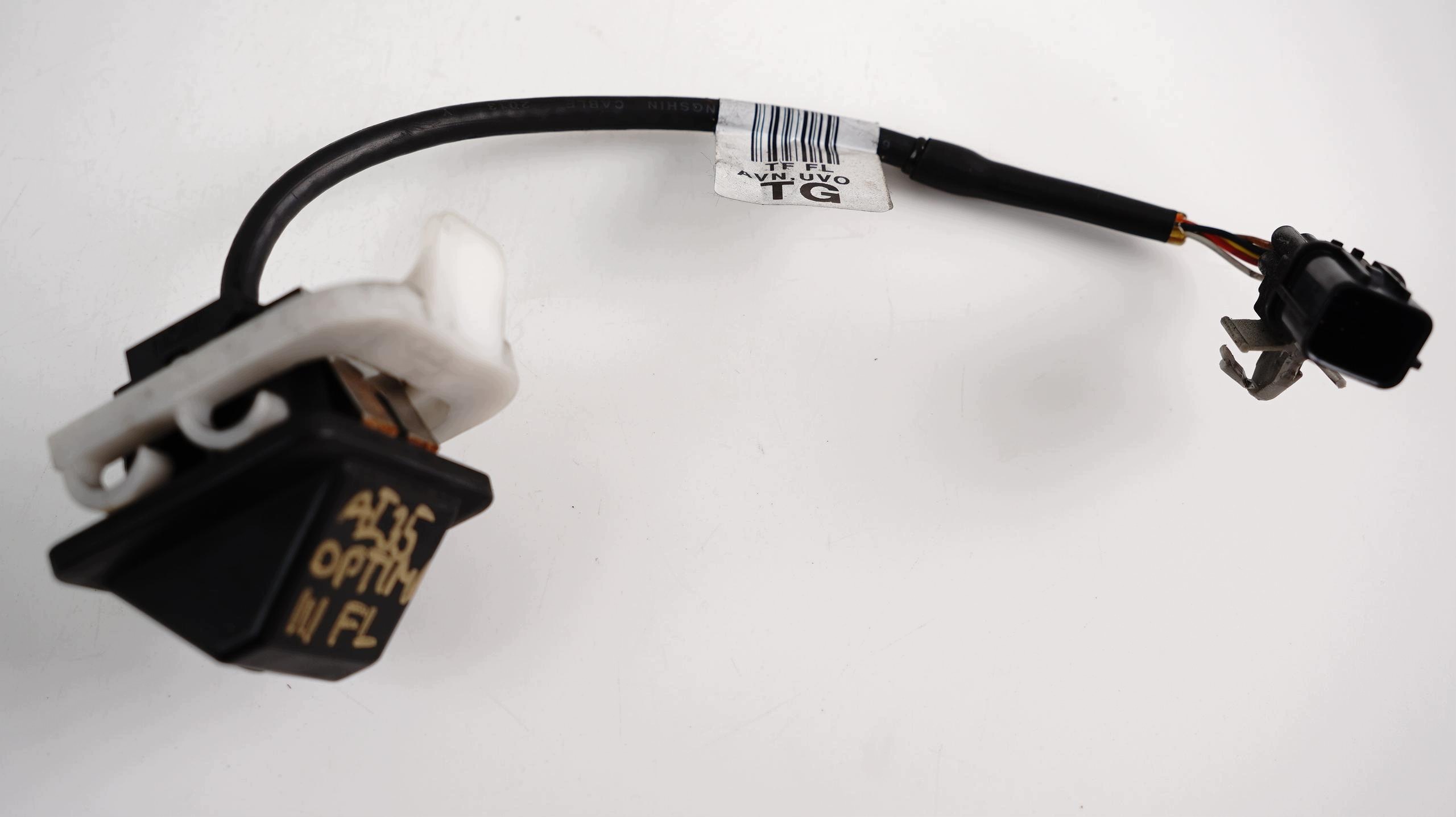 Câmera de Ré Kia Optima III Lift 13-15R OEM 0908030826 image 4