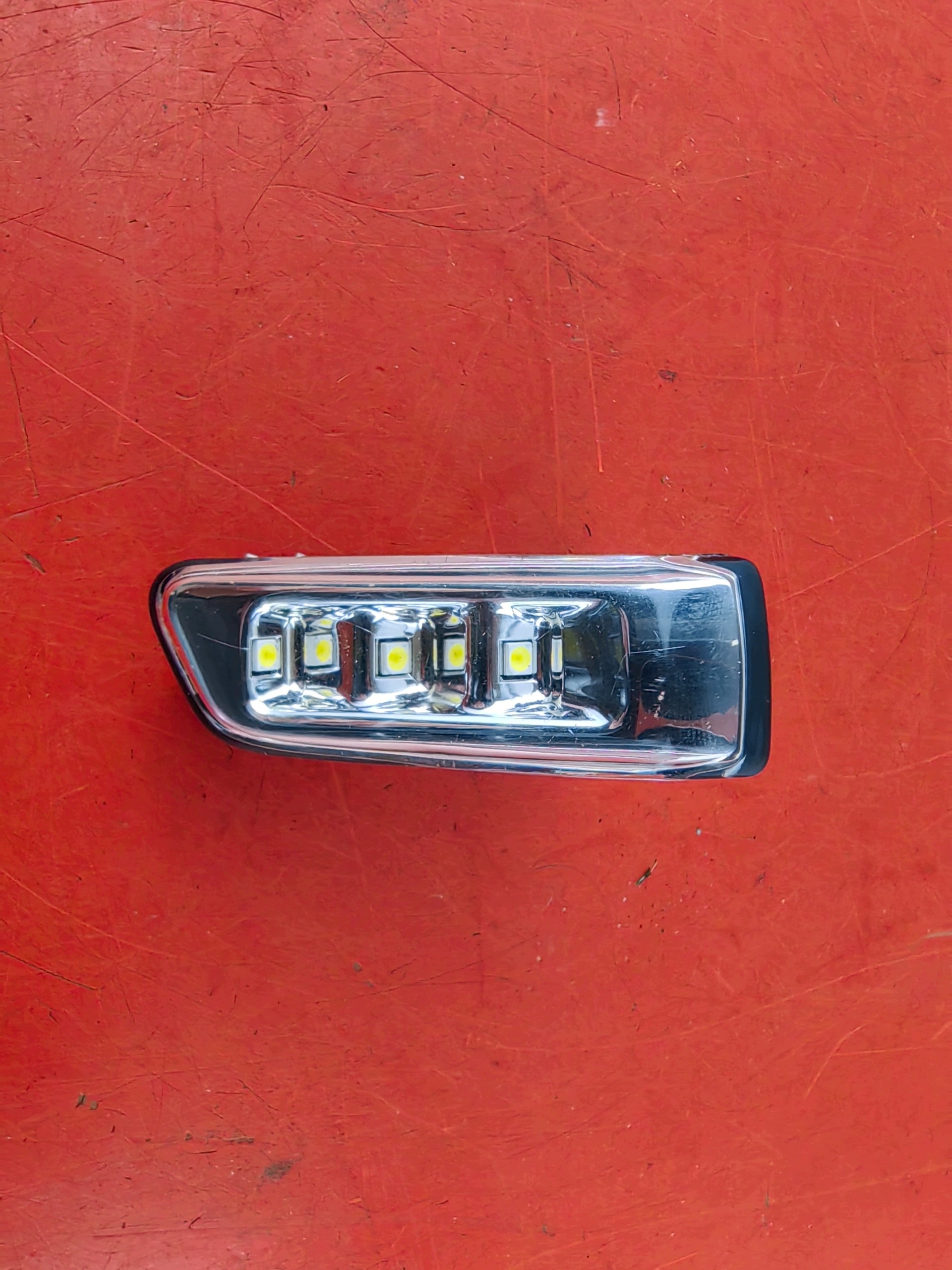 Audi R8 Direction indicator lamp 42947237 image 2