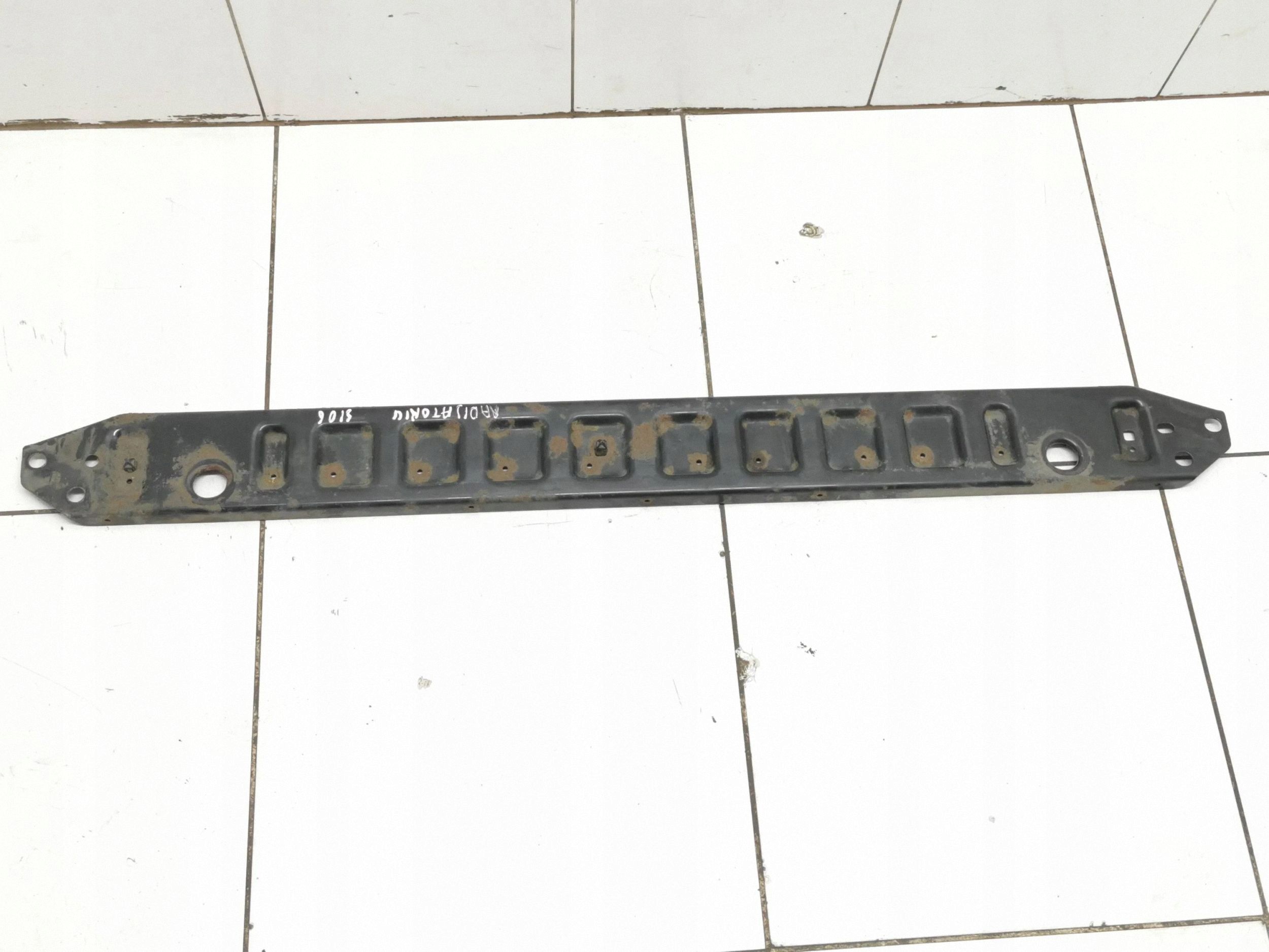 Support radiateur Volvo V60 2011 FRC100469 image 2