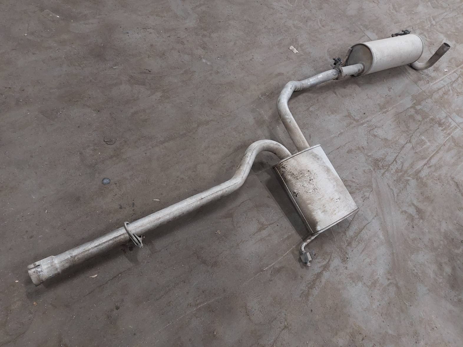 Avgassystem Mitt + Slutrör VW Passat B5 image 4