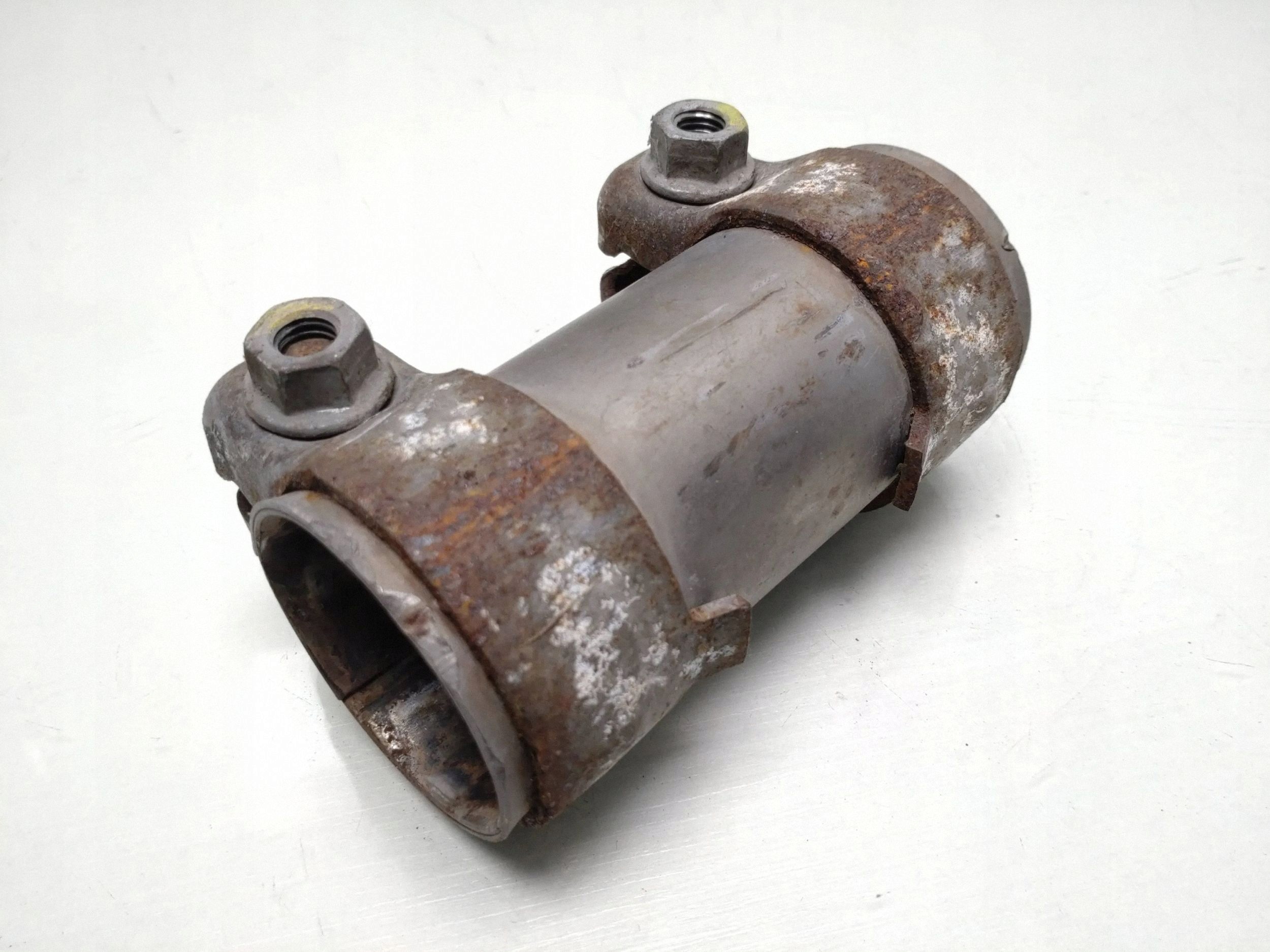 Audi A6 S6 C5 4B Auspuffschelle 191253143aa