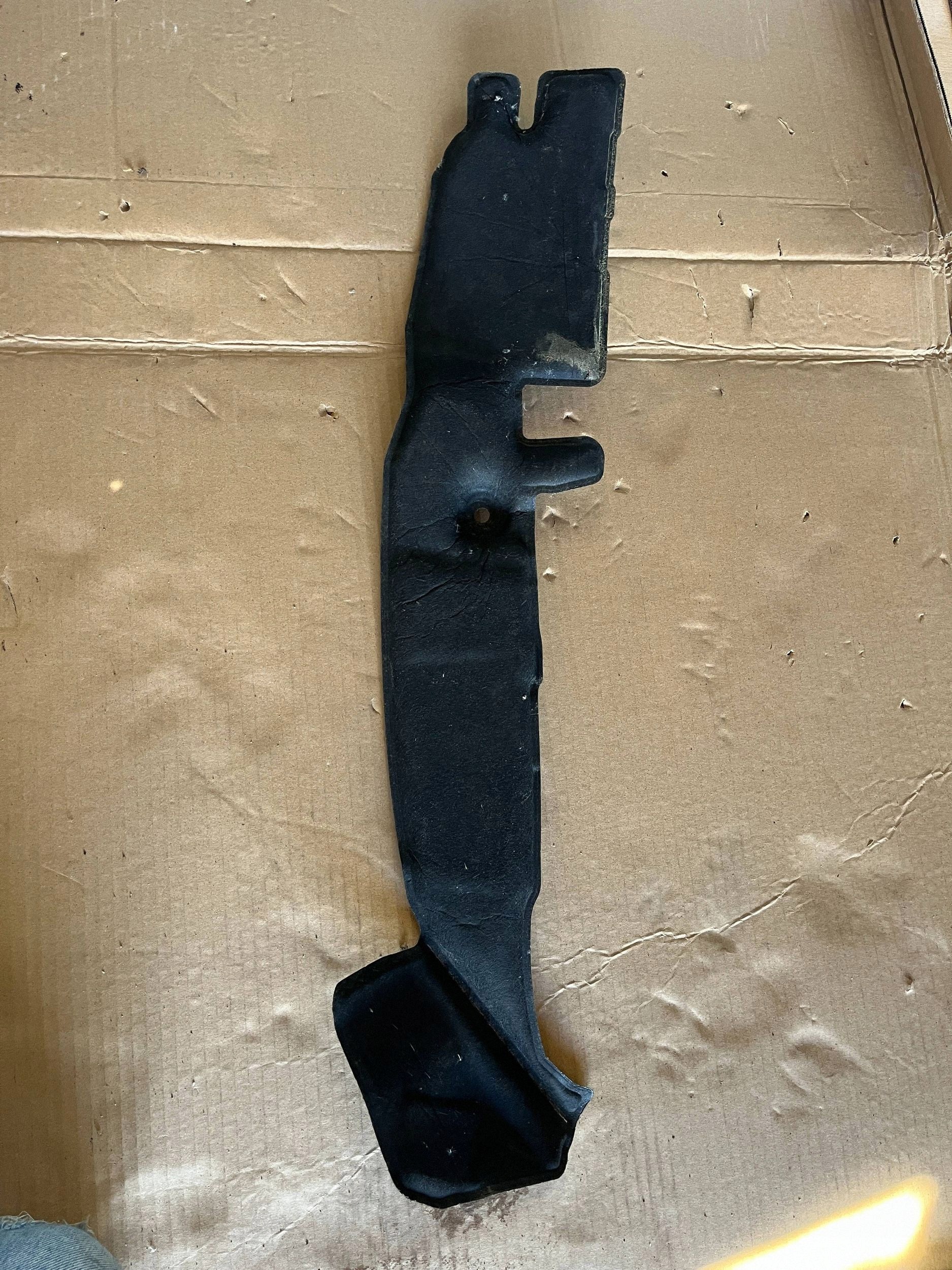 Dämmung Kotflügel Links Vorne Peugeot 408 II 9838449780