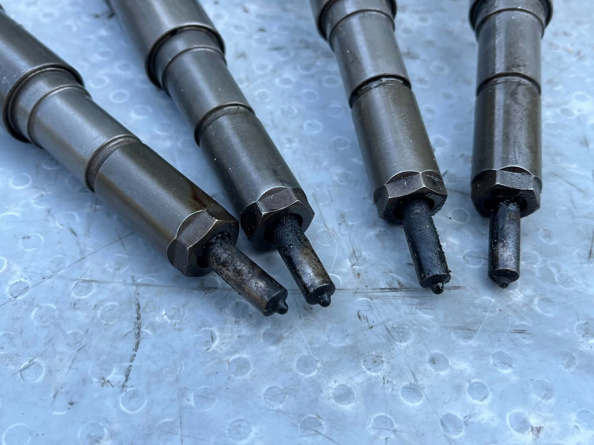 Ruiskutin BMW 3 E46 320d 2.0 D 7789661 BOSCH image 3