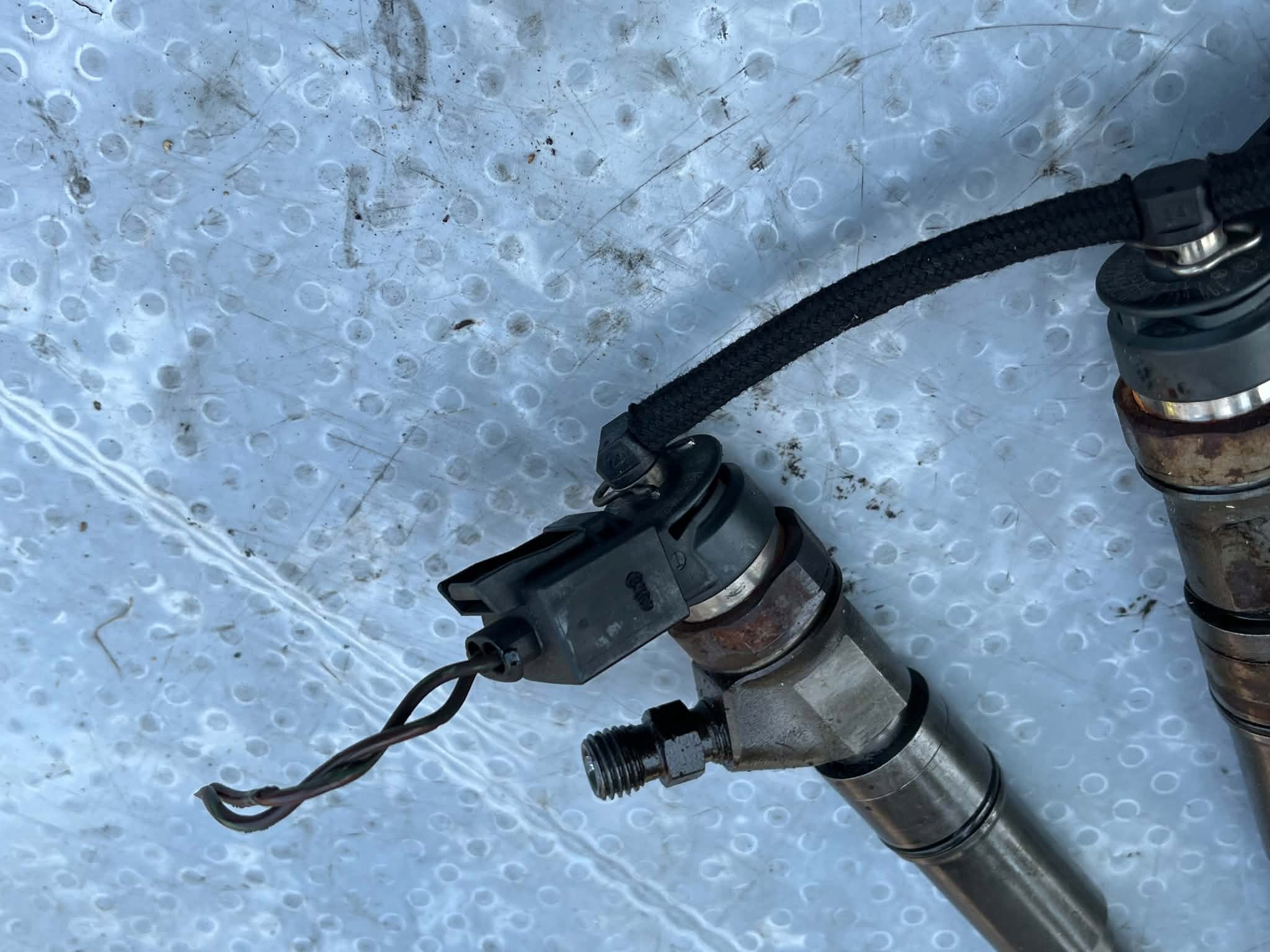 Ruiskutin BMW 3 E46 320d 2.0 D 7789661 BOSCH image 7