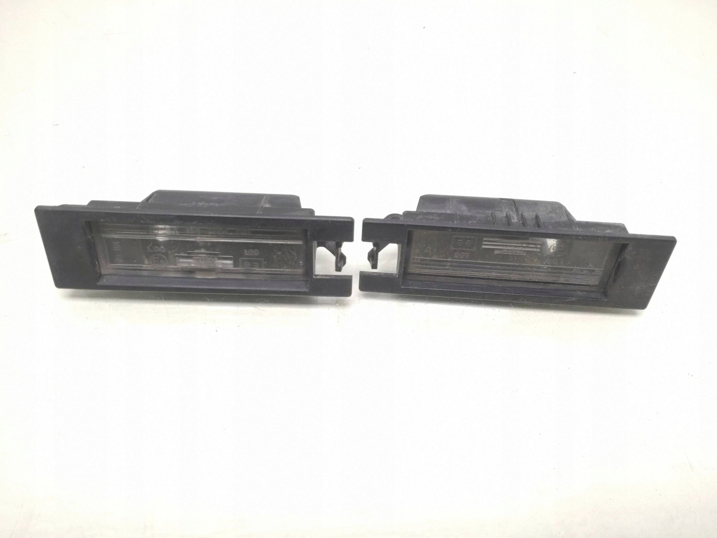Éclairage plaque OPEL ASTRA H (L48) 2006 image 2