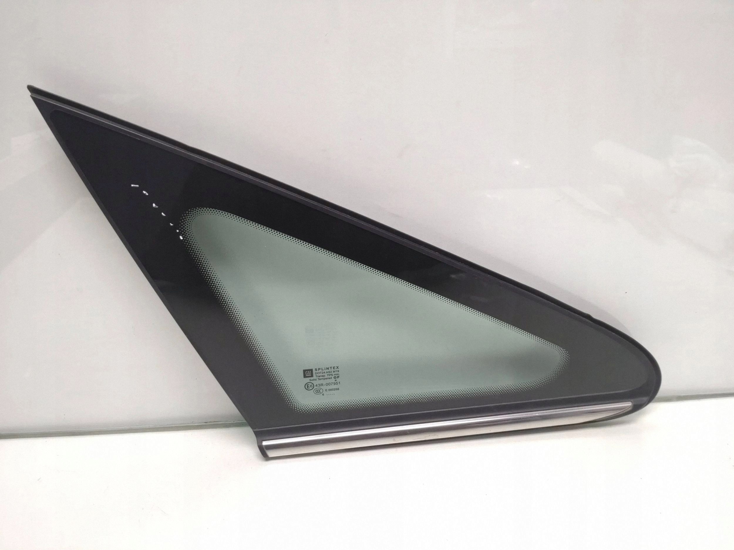 Opel OE 13123923 Used Triangle Window image 2