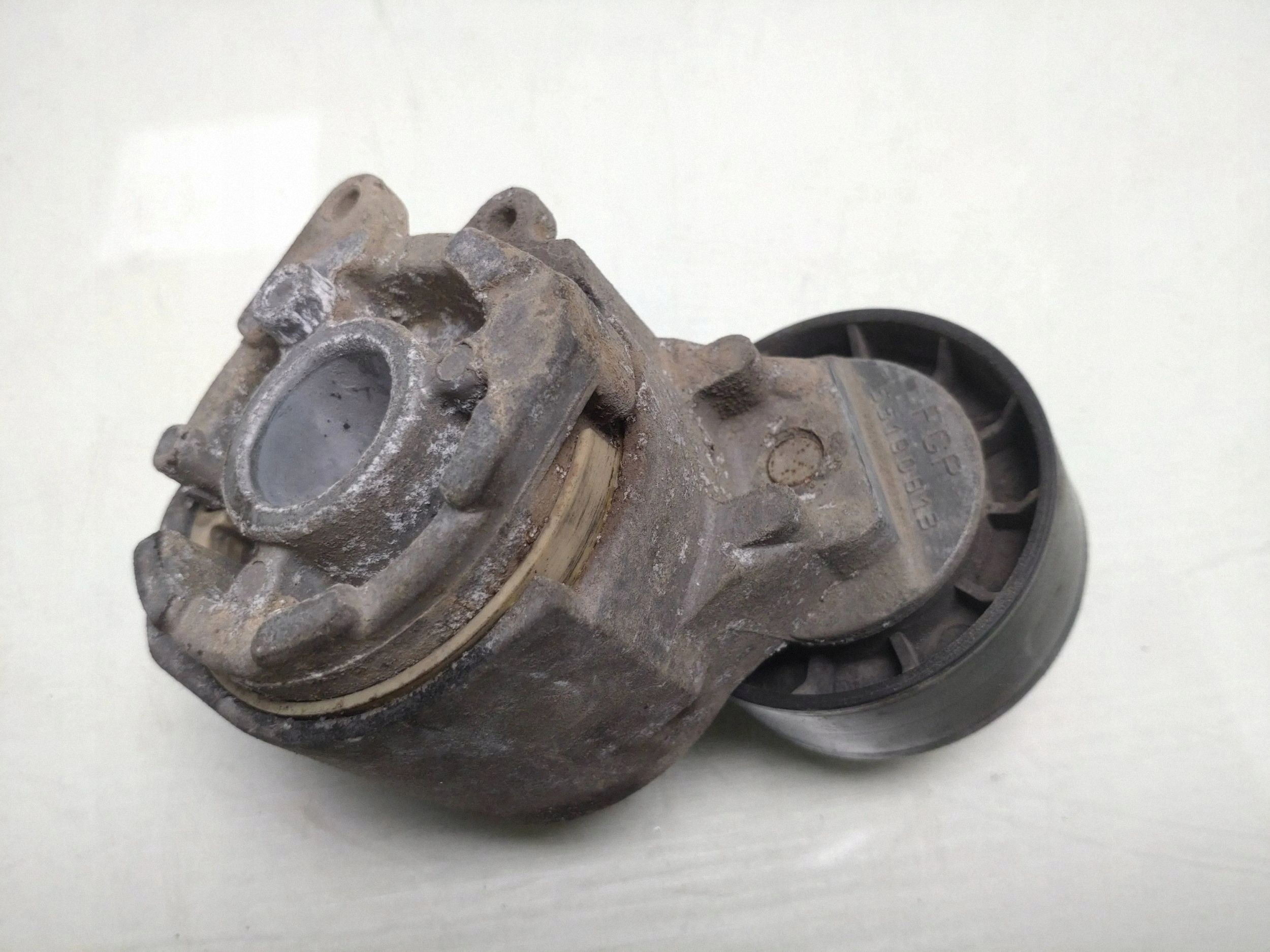 Opel Vectra C 2006 Spanner Riemen Generator image 4