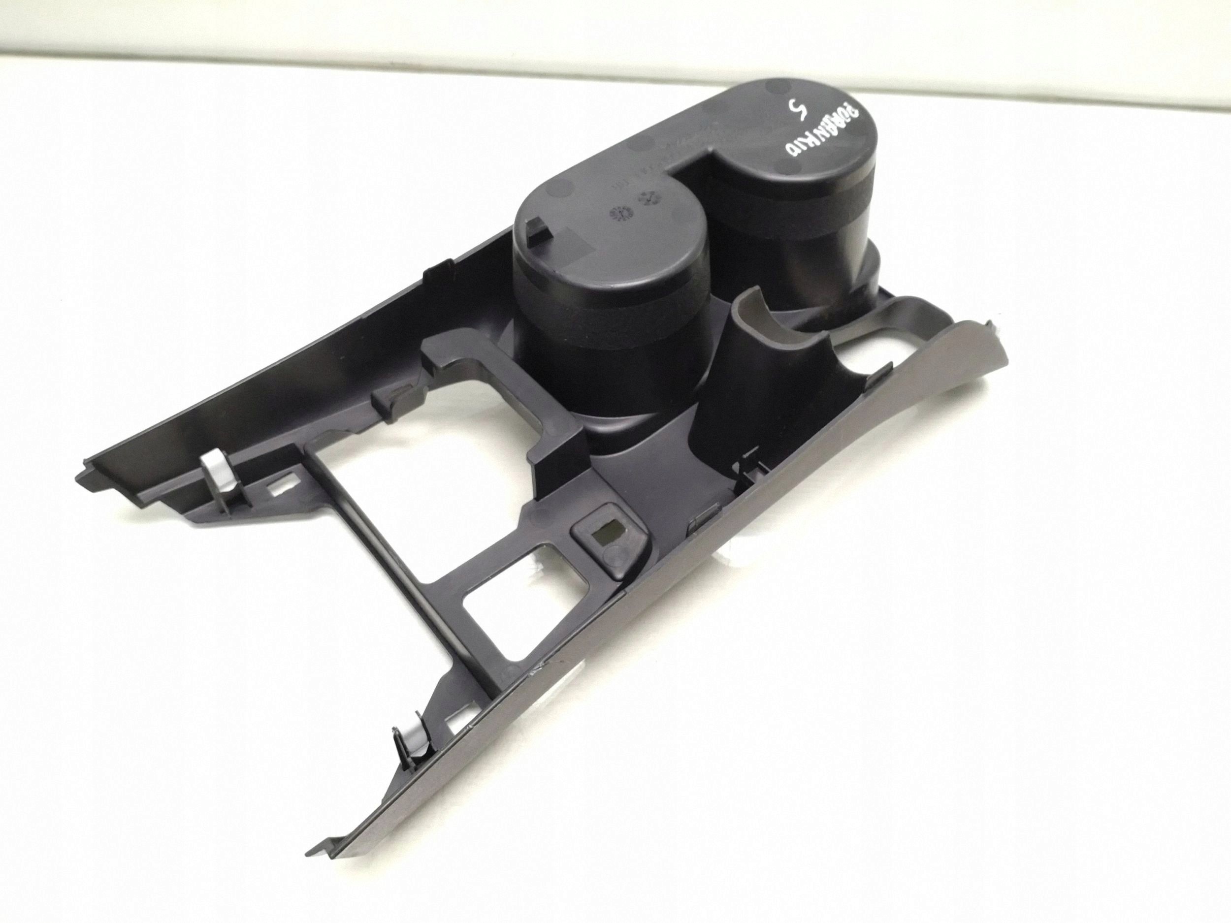 Mitsubishi ASX 2011 Kopphållare 8011A830ZZ image 6