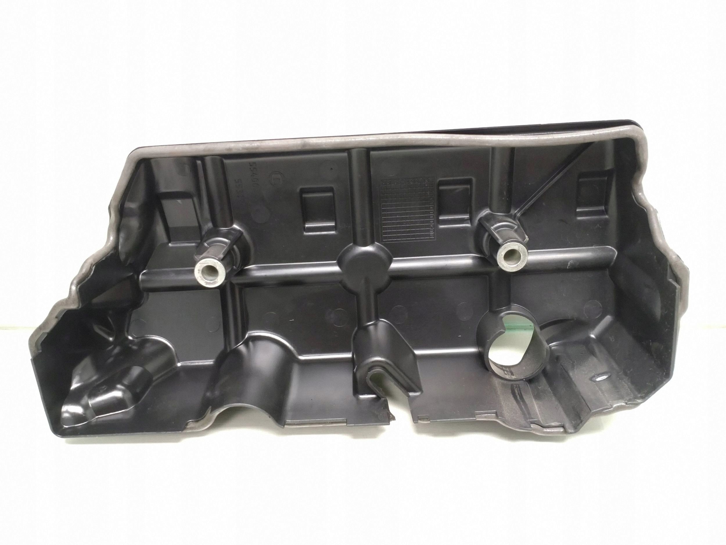 Suzuki Grand Vitara II 2006 venttiilikannen kansi 8200528735