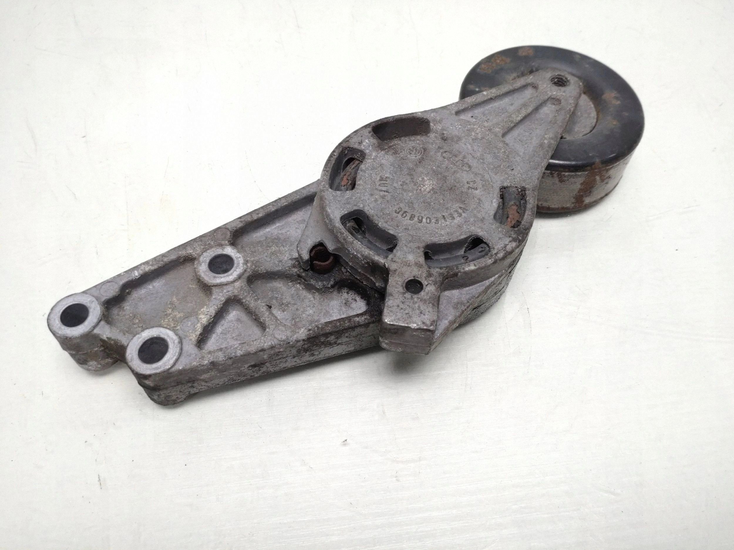 Audi A4 S4 B7 8E 8H Spannrolle Lichtmaschinenriemen 06b903133a