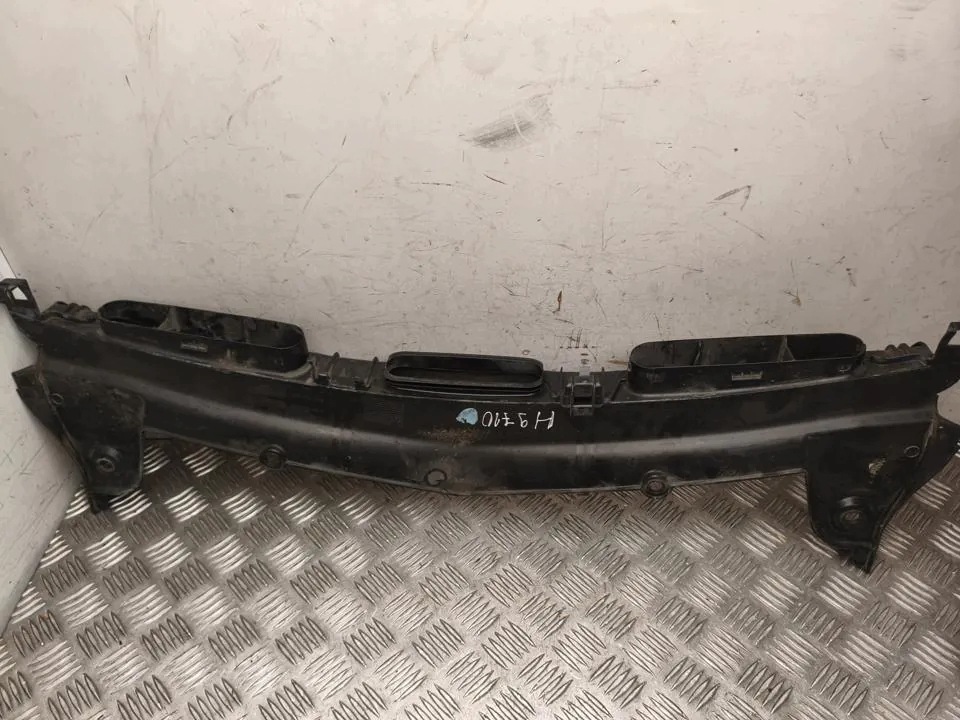 Support de radiateur Mercedes E (W213) A2135000155 image 5