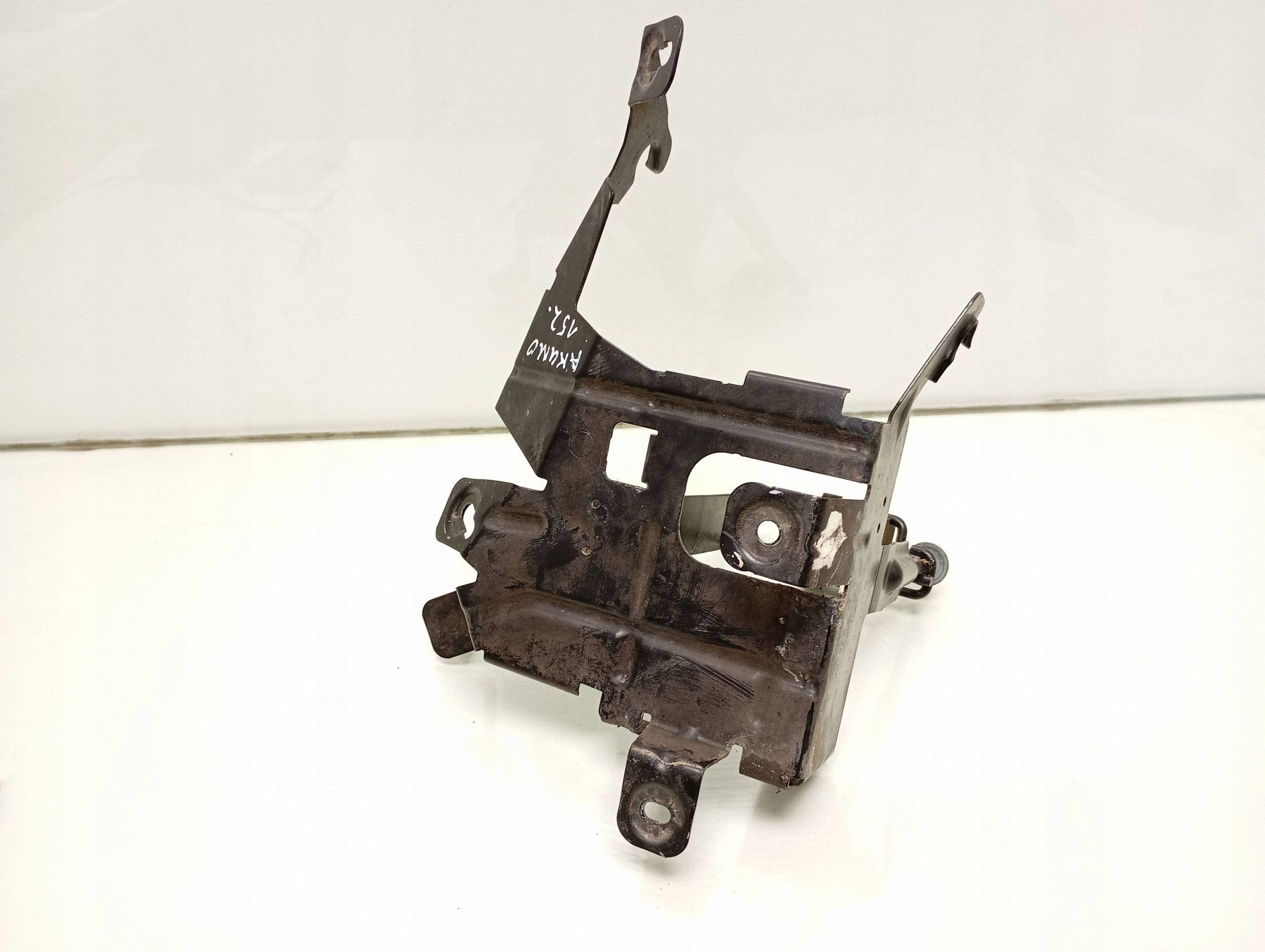 Support batterie Mercedes W211 3.0 V6 image 3