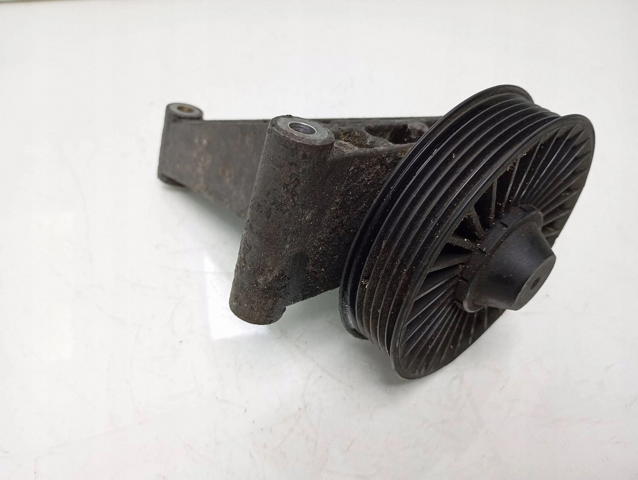 Mercedes Sprinter 906 2.2 CDI spanrol alternator A6112341039 image 2