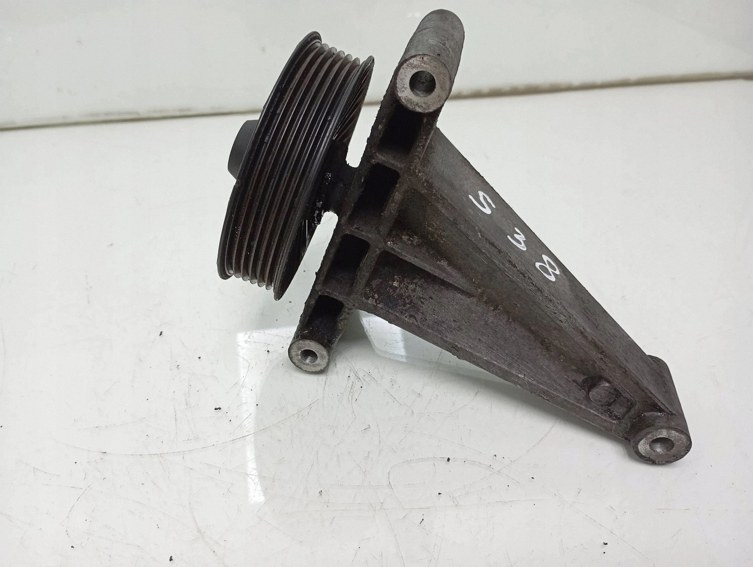 Mercedes Sprinter 906 2.2 CDI spanrol alternator A6112341039 image 3