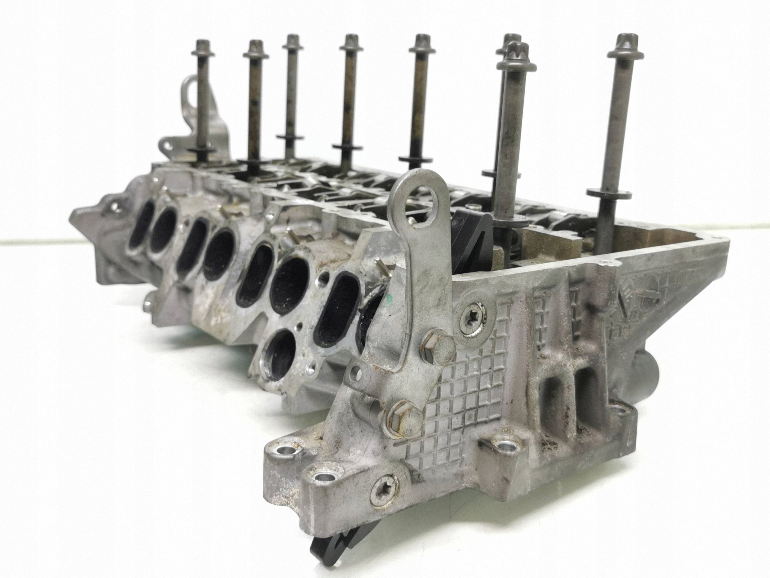 BMW E90 2,0d N47D20A sylinterikannen kansi 778109304