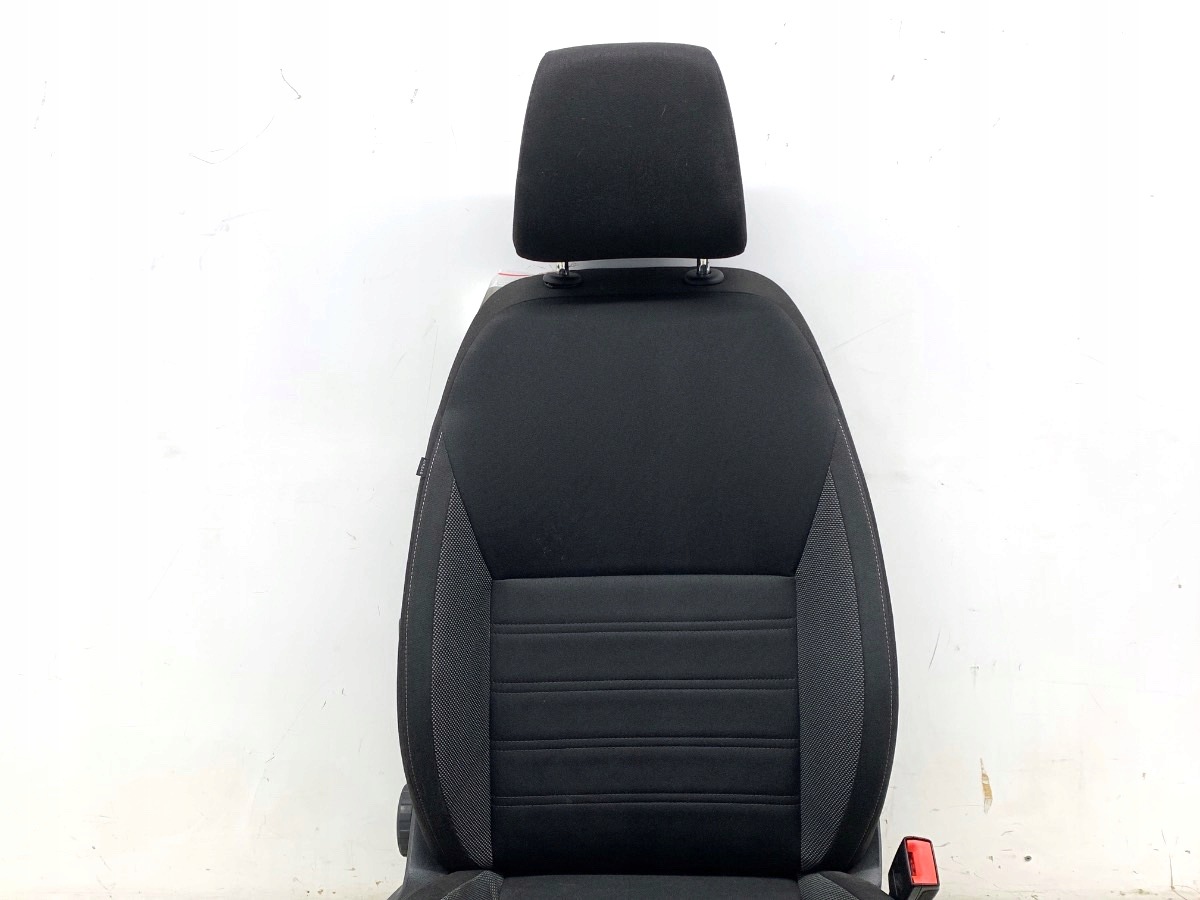 Sedile anteriore destro Skoda Octavia III Kombi usato OEM