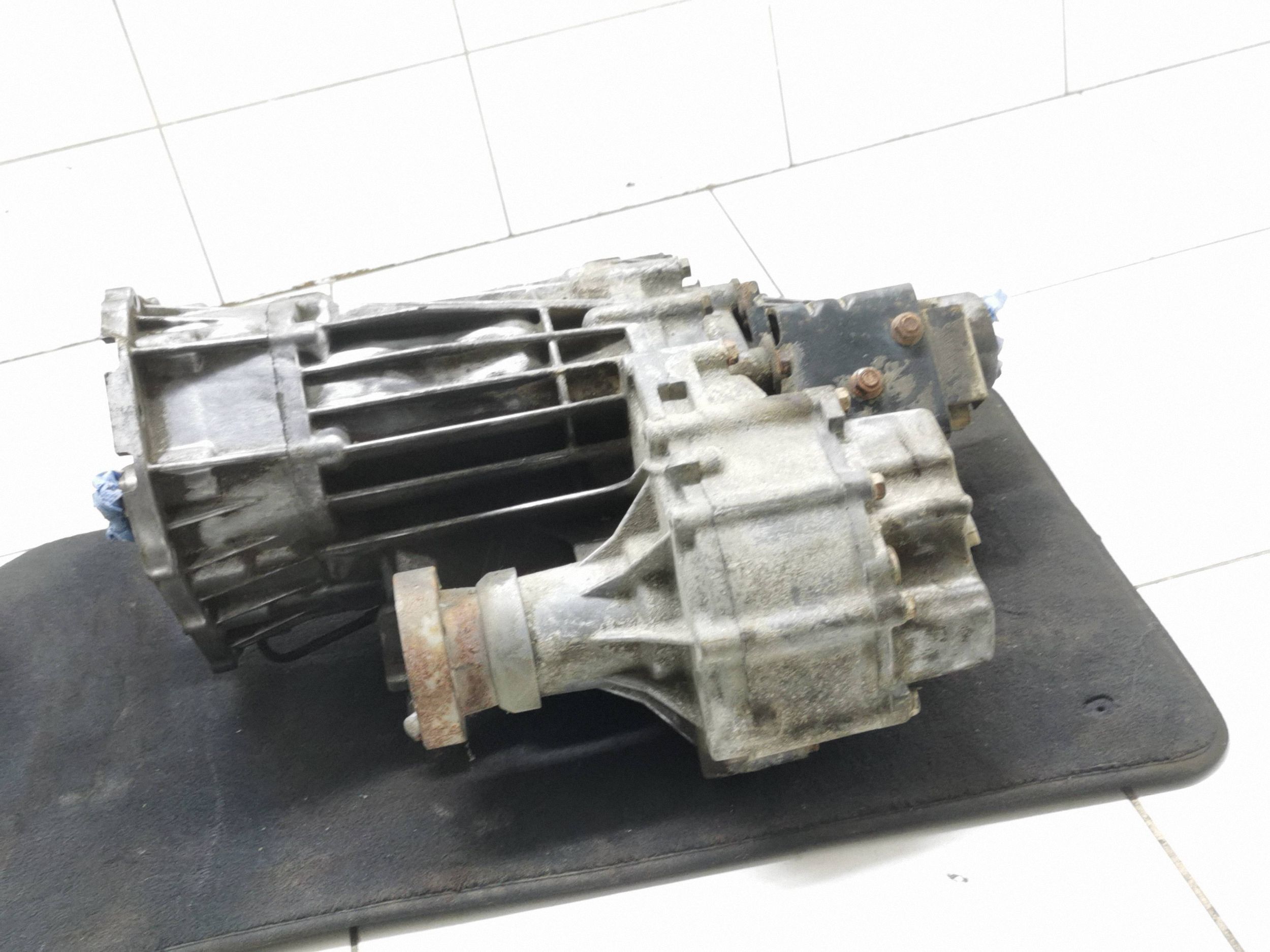 Suzuki Grand Vitara II 2006 Verteilergetriebe F6607921