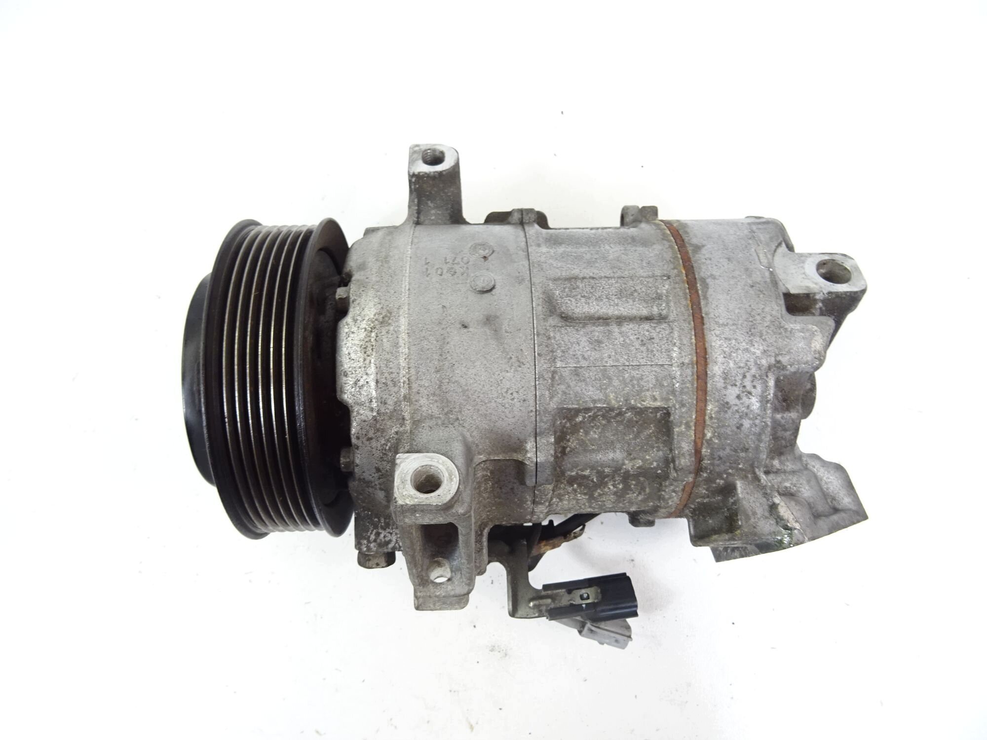 Nissan X-Trail T32 ilmastointikompressori image 6