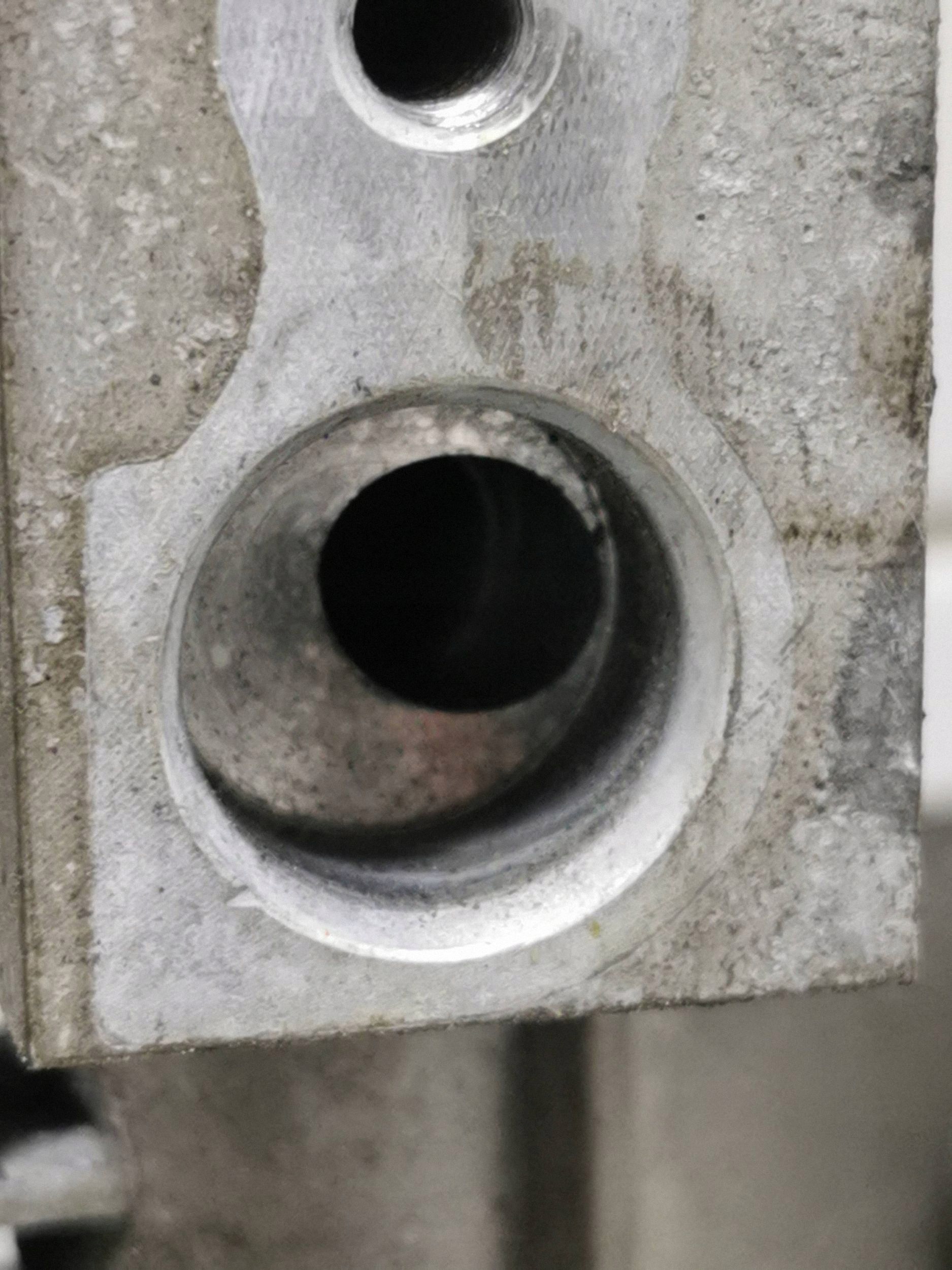 Suzuki Grand Vitara II Airco Condensor 2006 image 4