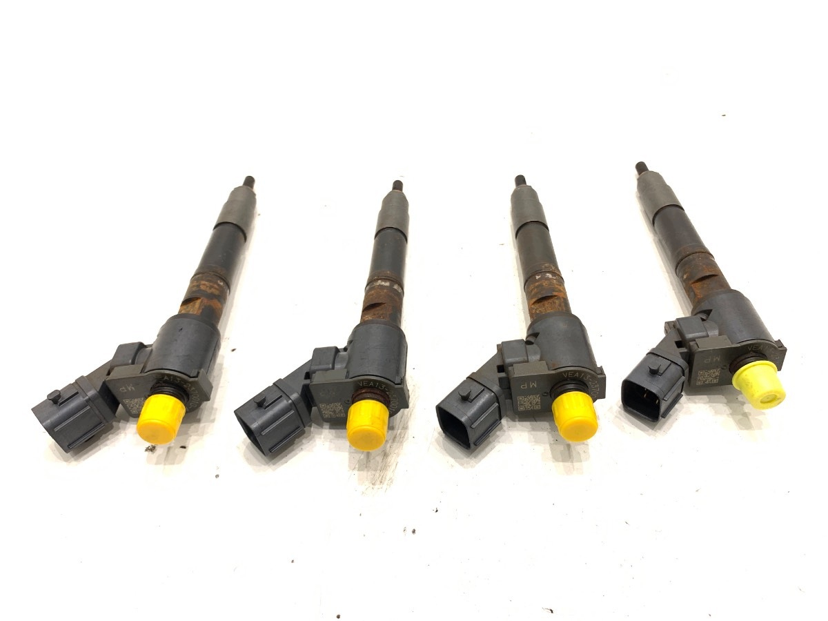 Injecteurs Volvo V60 2.0 190KM VEA13-2370010-AAB image 3