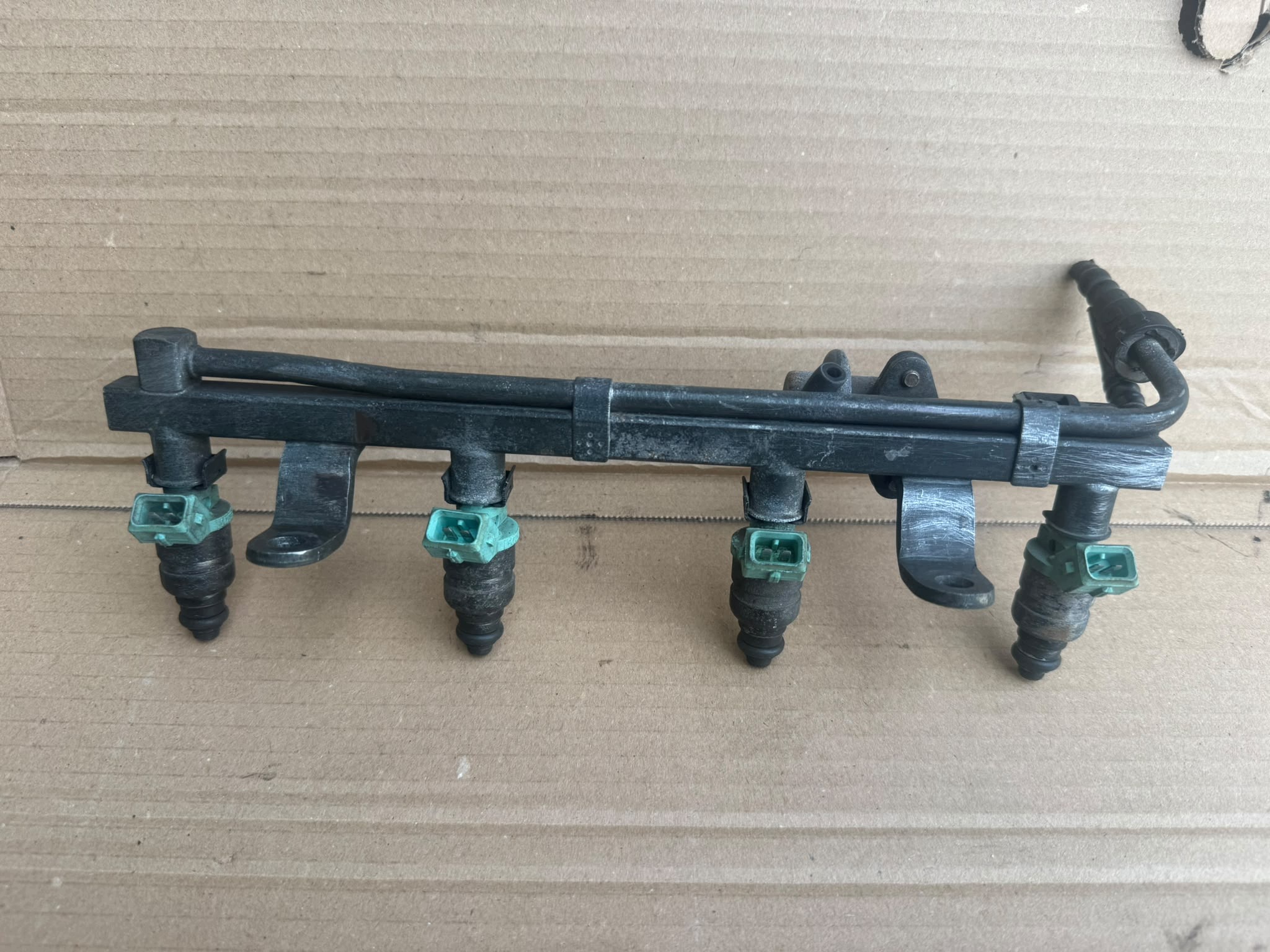 Einspritzleiste Kraftstoff Chevrolet Tacuma Aveo