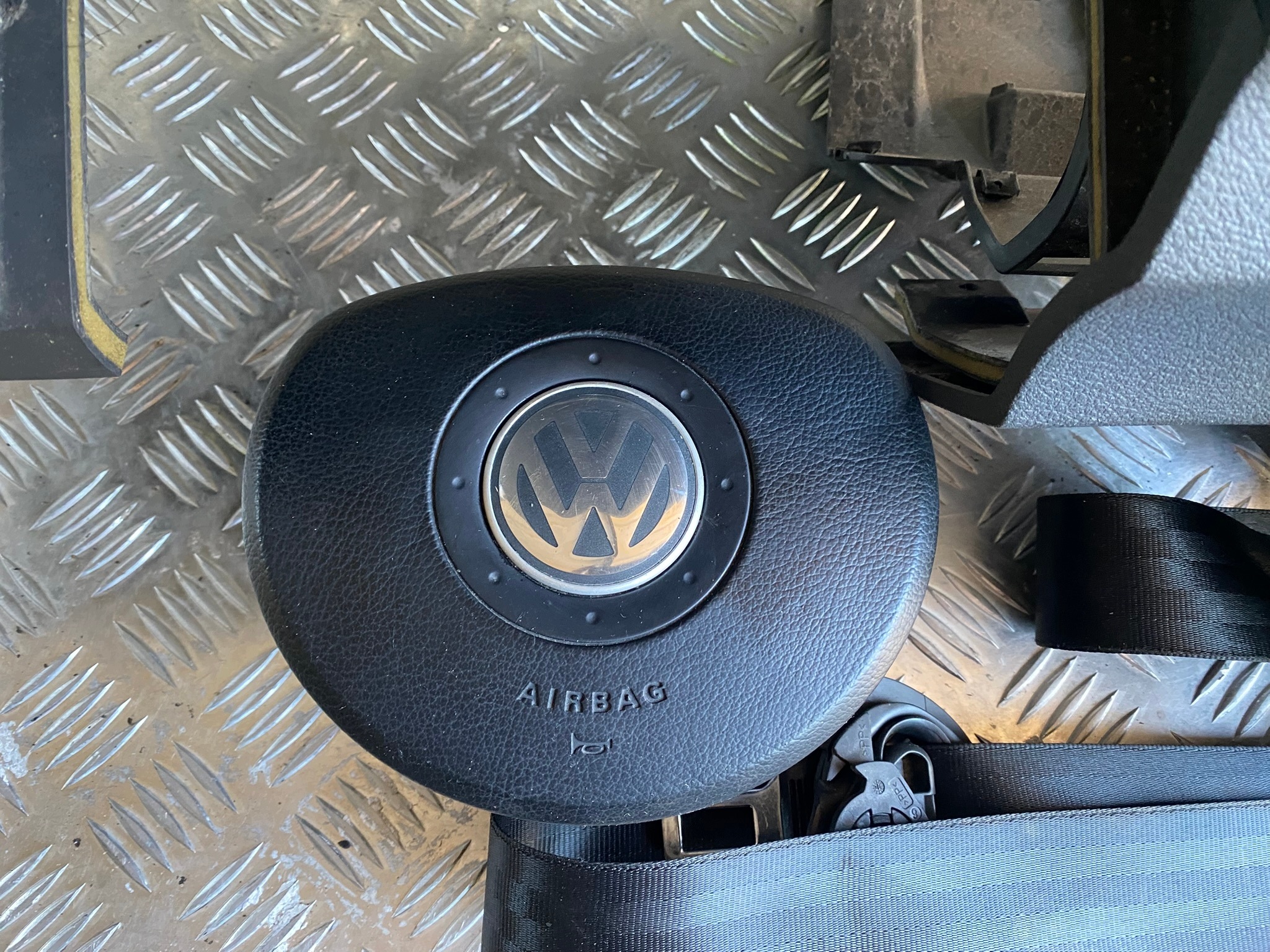 VW Touran I 03-10 Armaturenbrett Airbag Gurte Komplett 1K0711061A image 4
