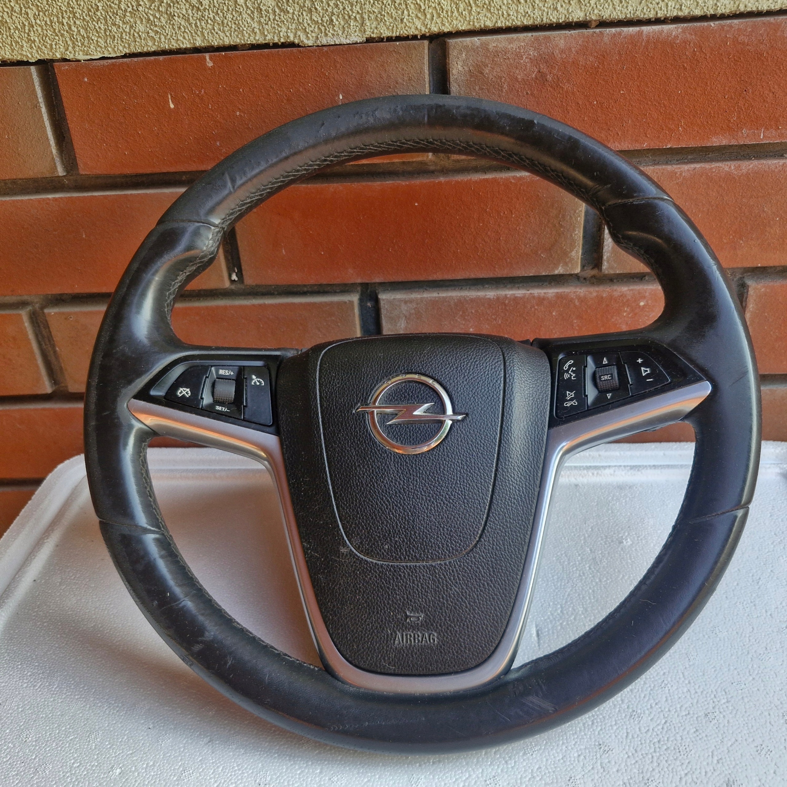 INSIGNIA OPEL AND AIRBAG AIRBAG AIRBAG AIRBAG BOTTLE