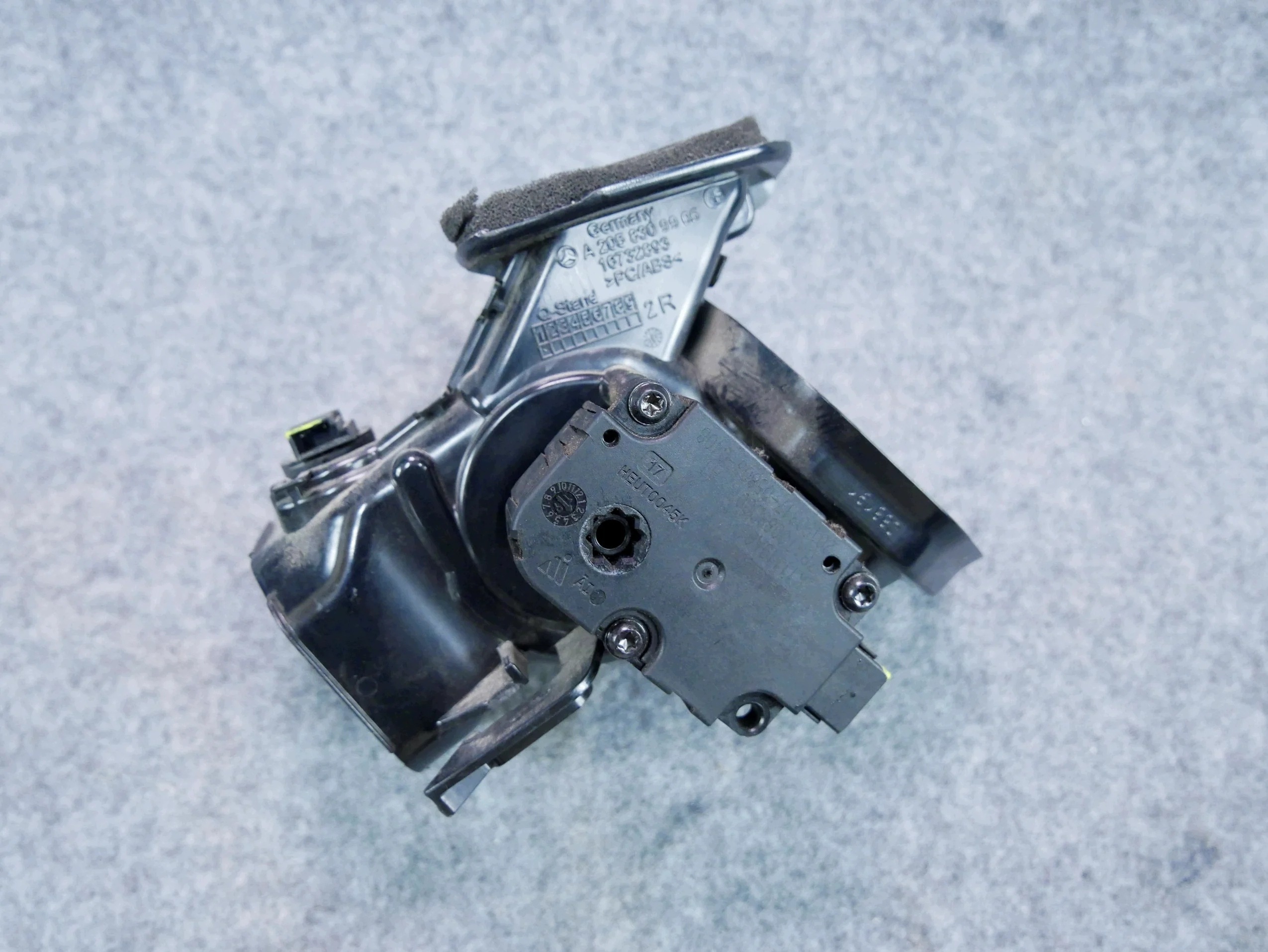 Conducto de aire Mercedes C W205 C300 OEM